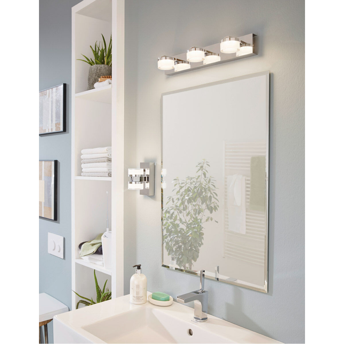 Romendo LED 17.71 inch Chrome Vanity Light Wall Light, Clear and Satin Shade