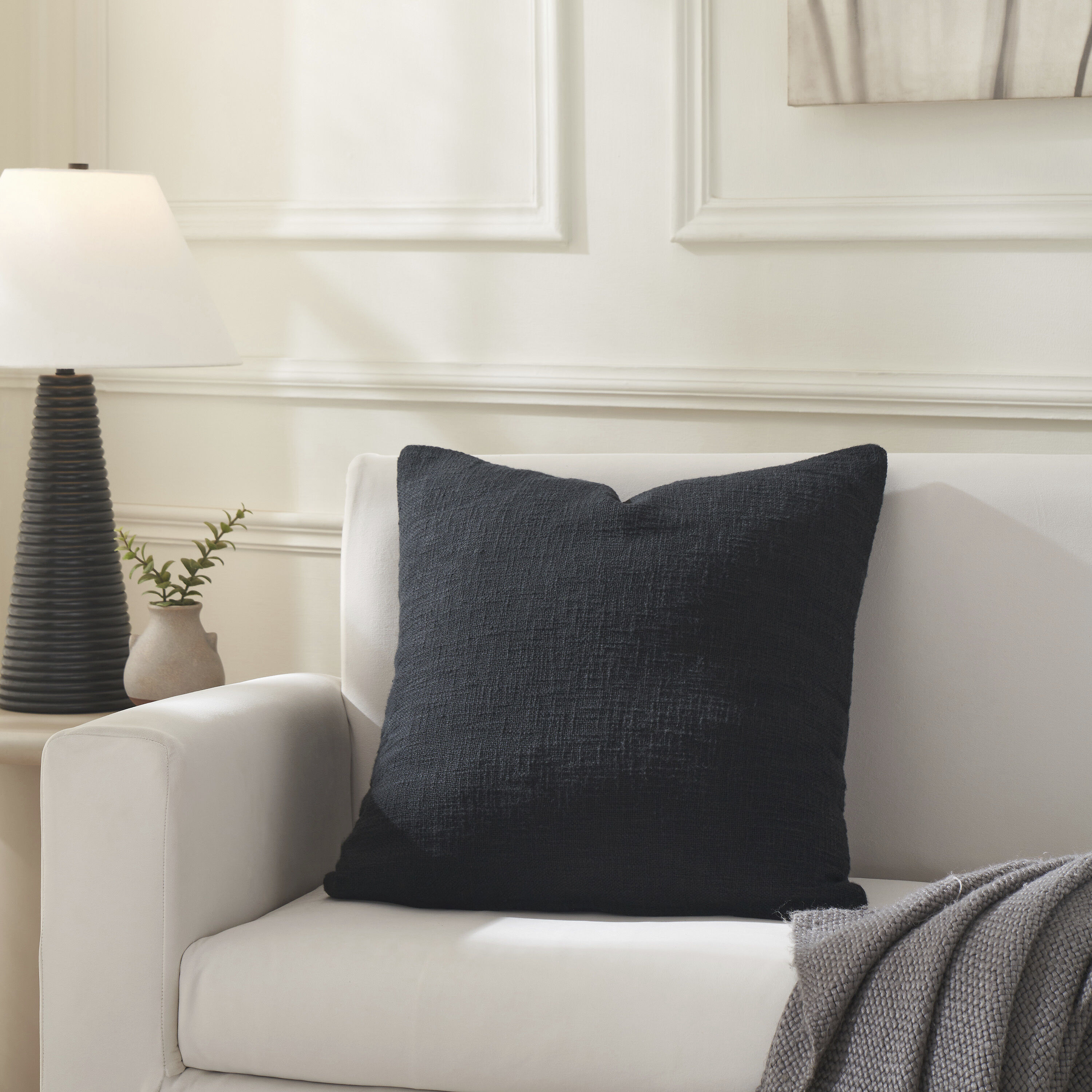 Rosso 22 inch Black Indoor Pillow