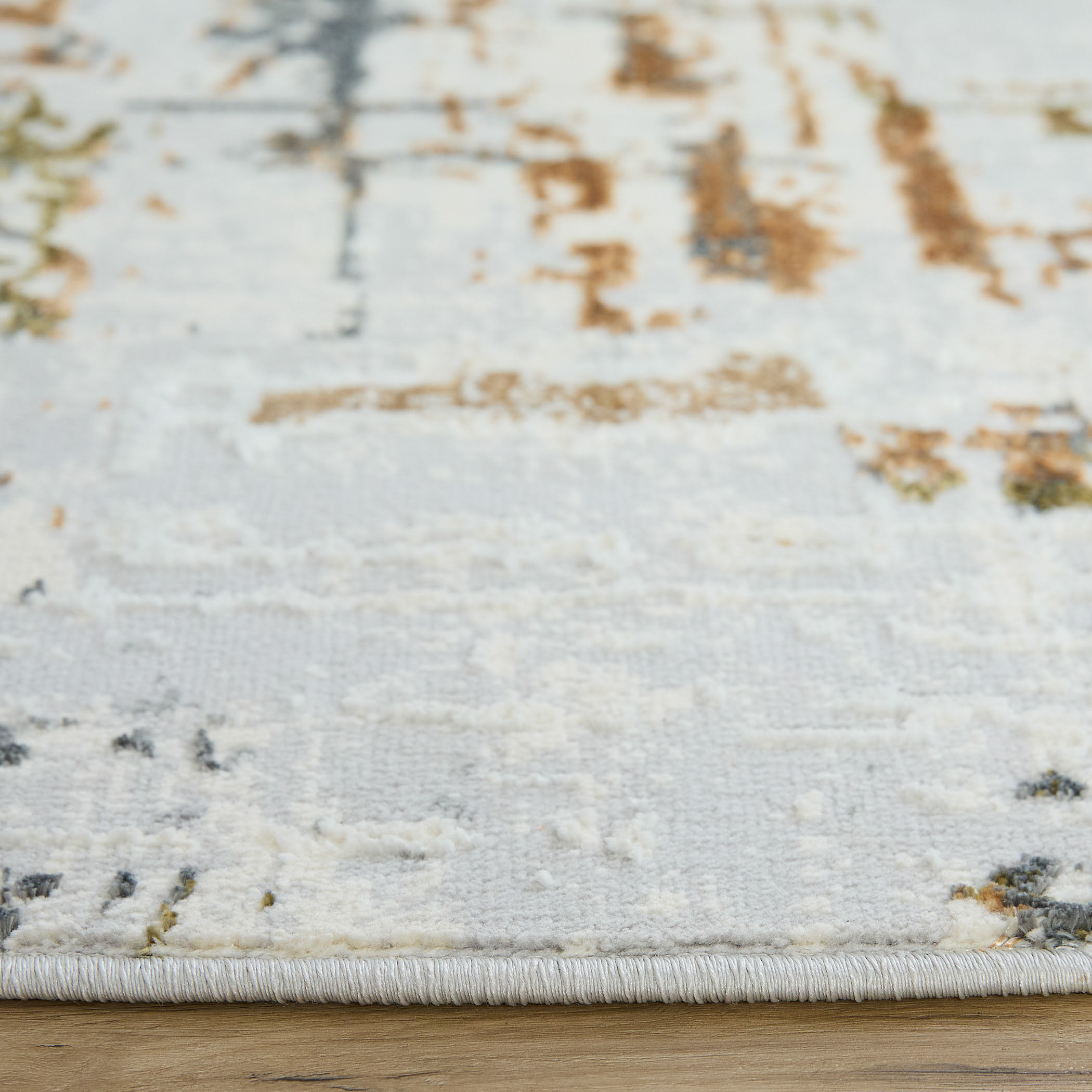 Salim Earth Tones Rug in 5 Round