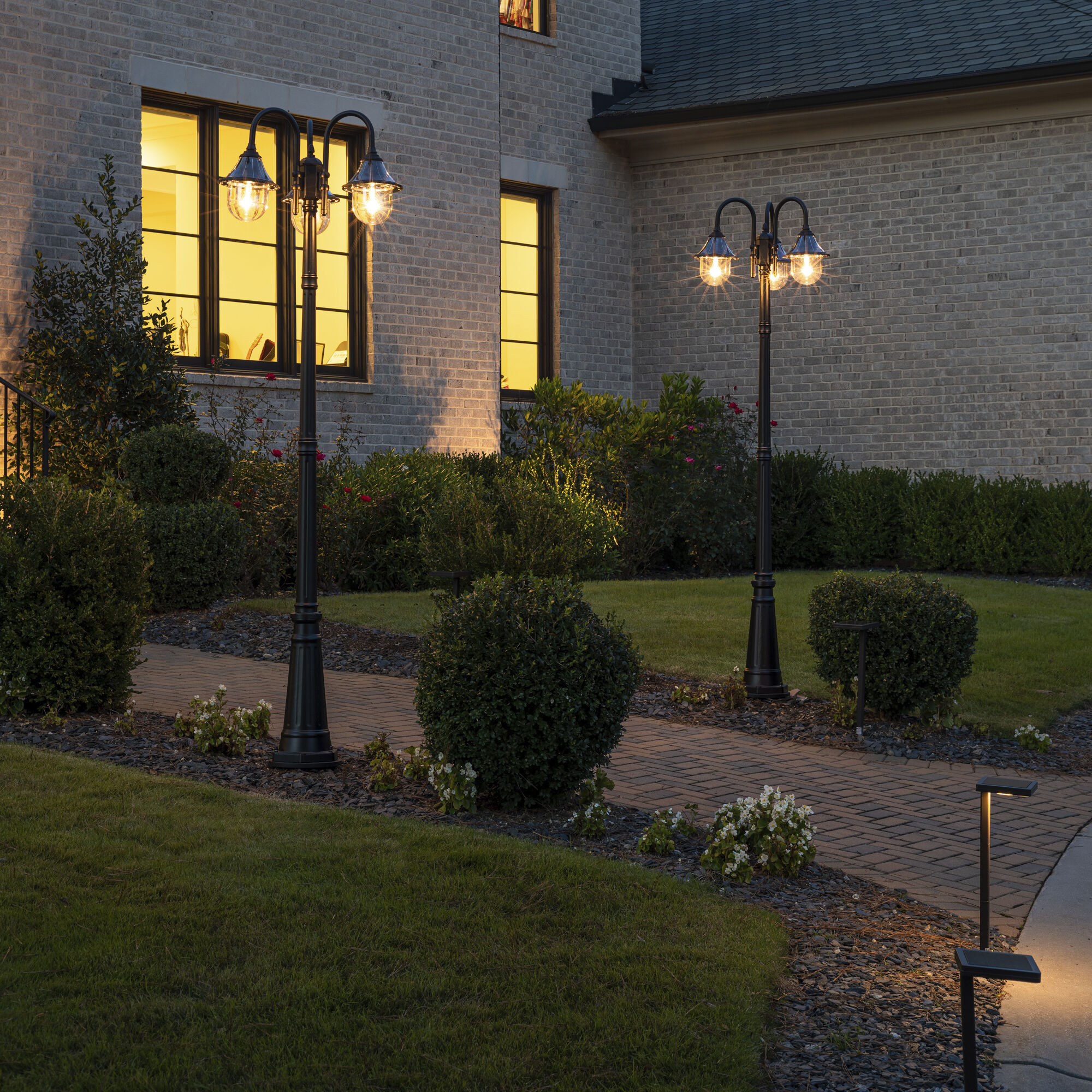 Orion 3 Light 94.63 inch Black Post Light, Solar