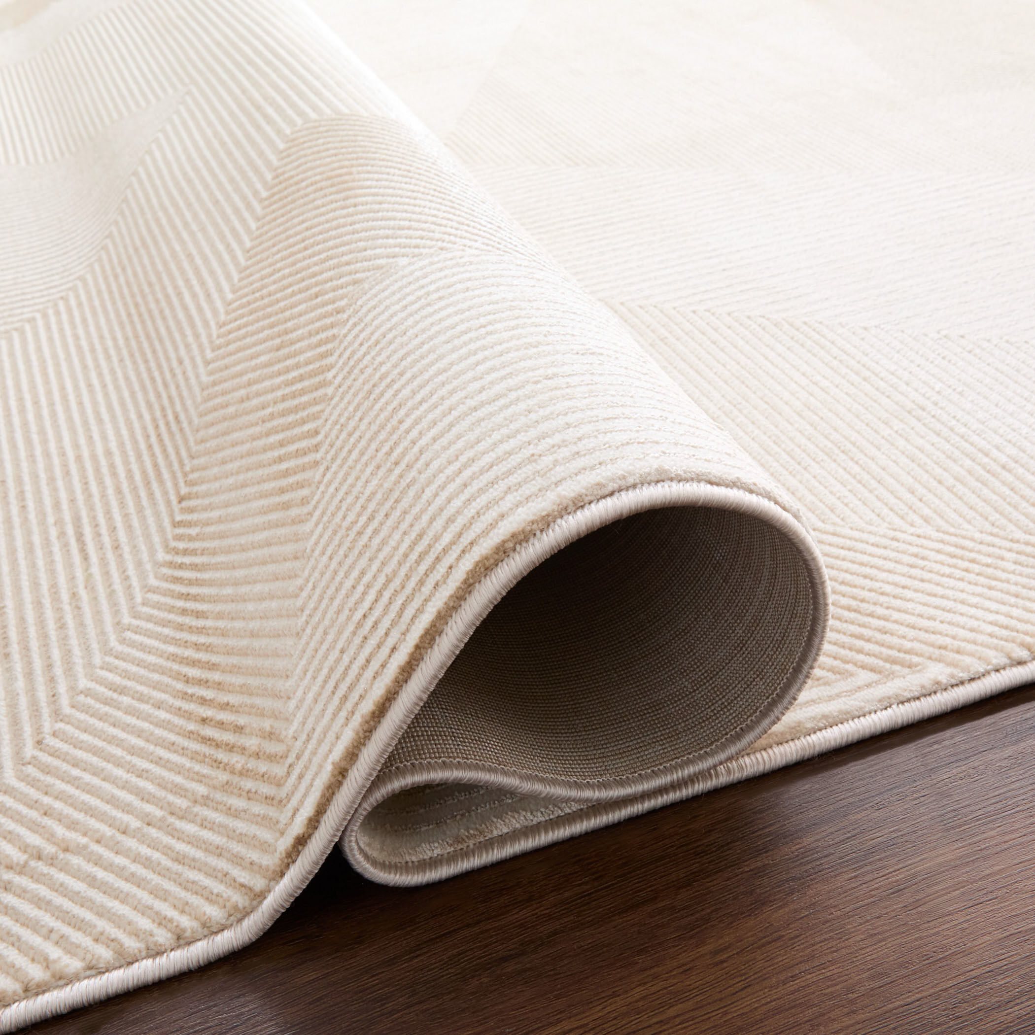 Livia 90 X 63 inch Gold Rug in 5 x 7