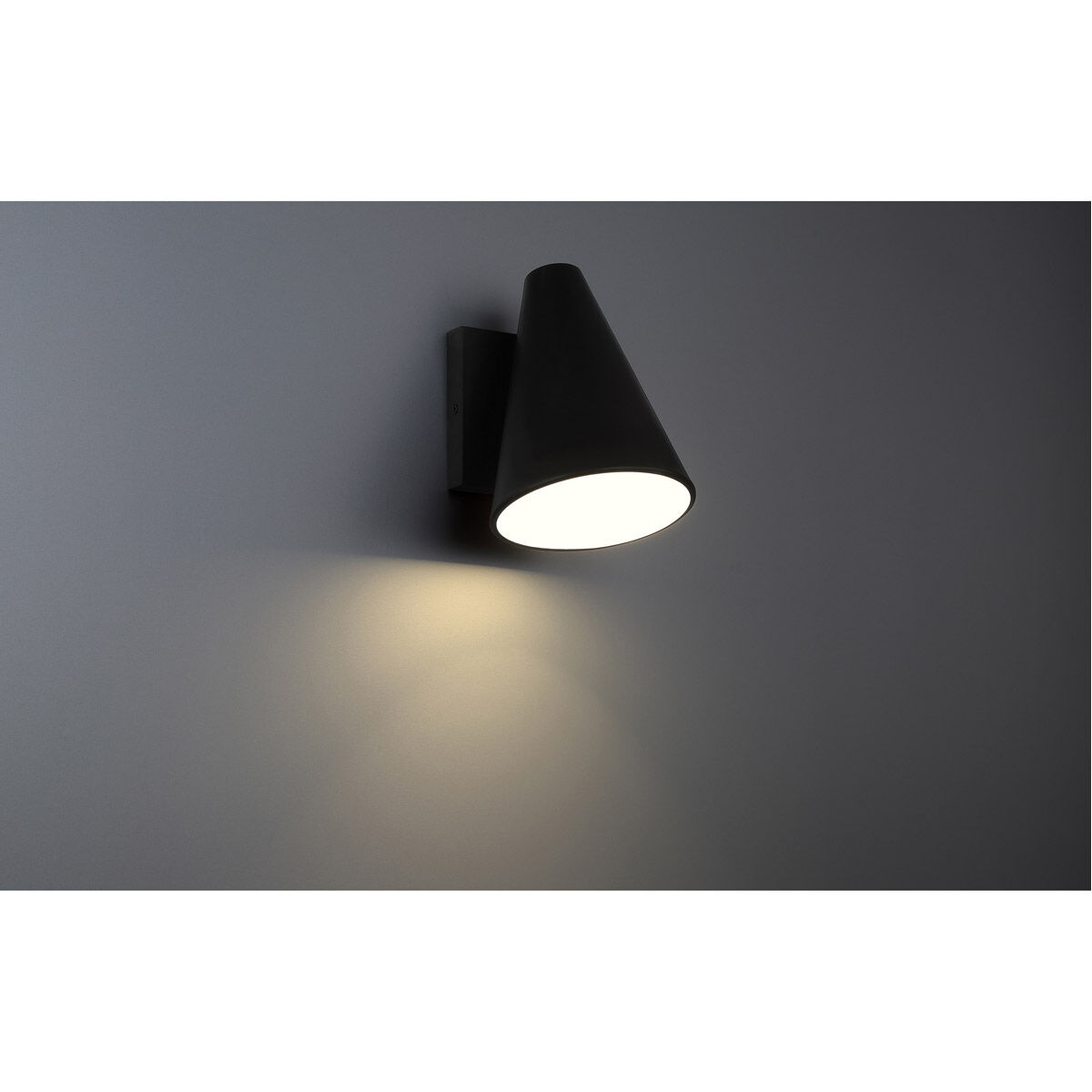 Solano LED 8 inch Black Outdoor Wall Sconce