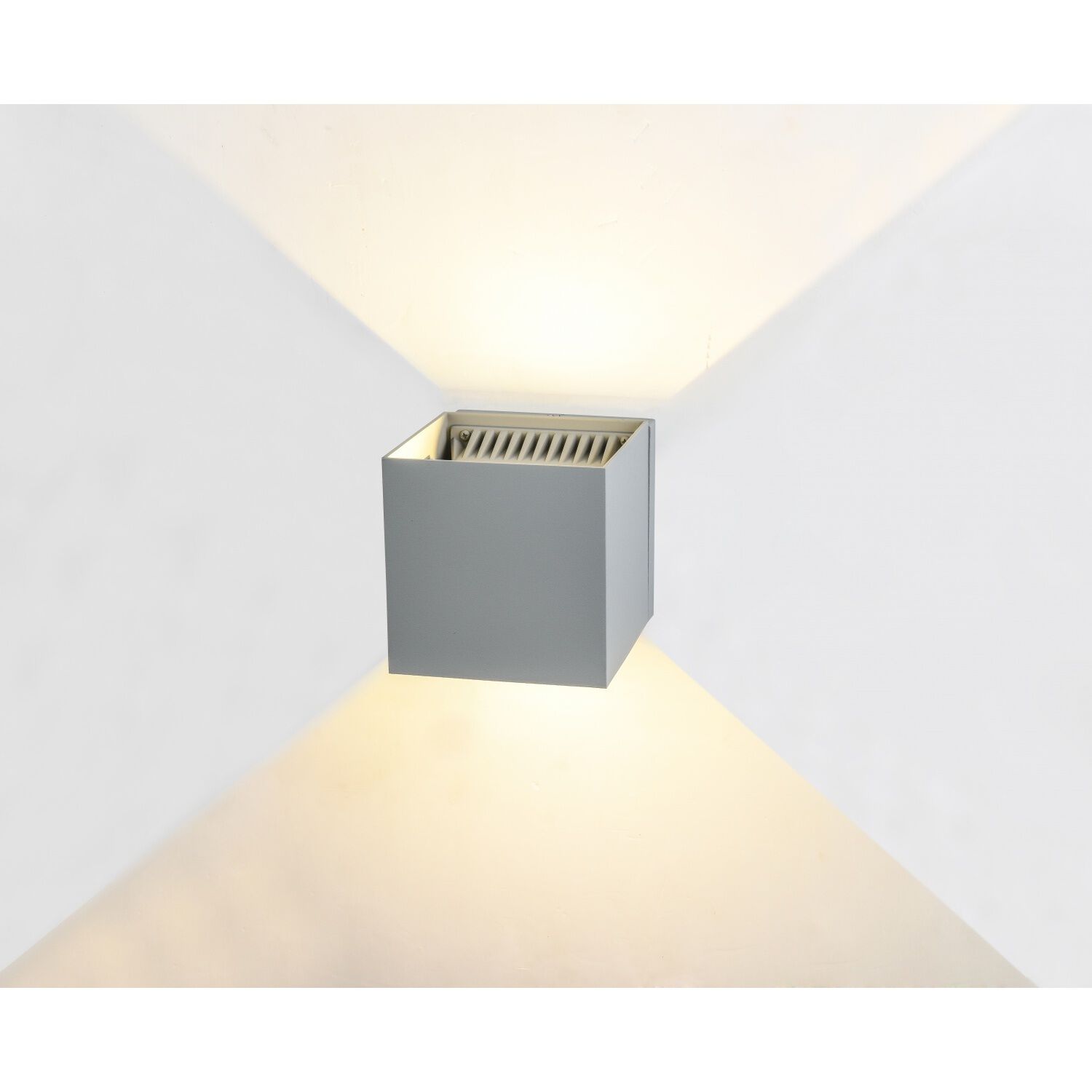 Avenue Outdoor LED 8 inch Silver Outdoor Wall Mount