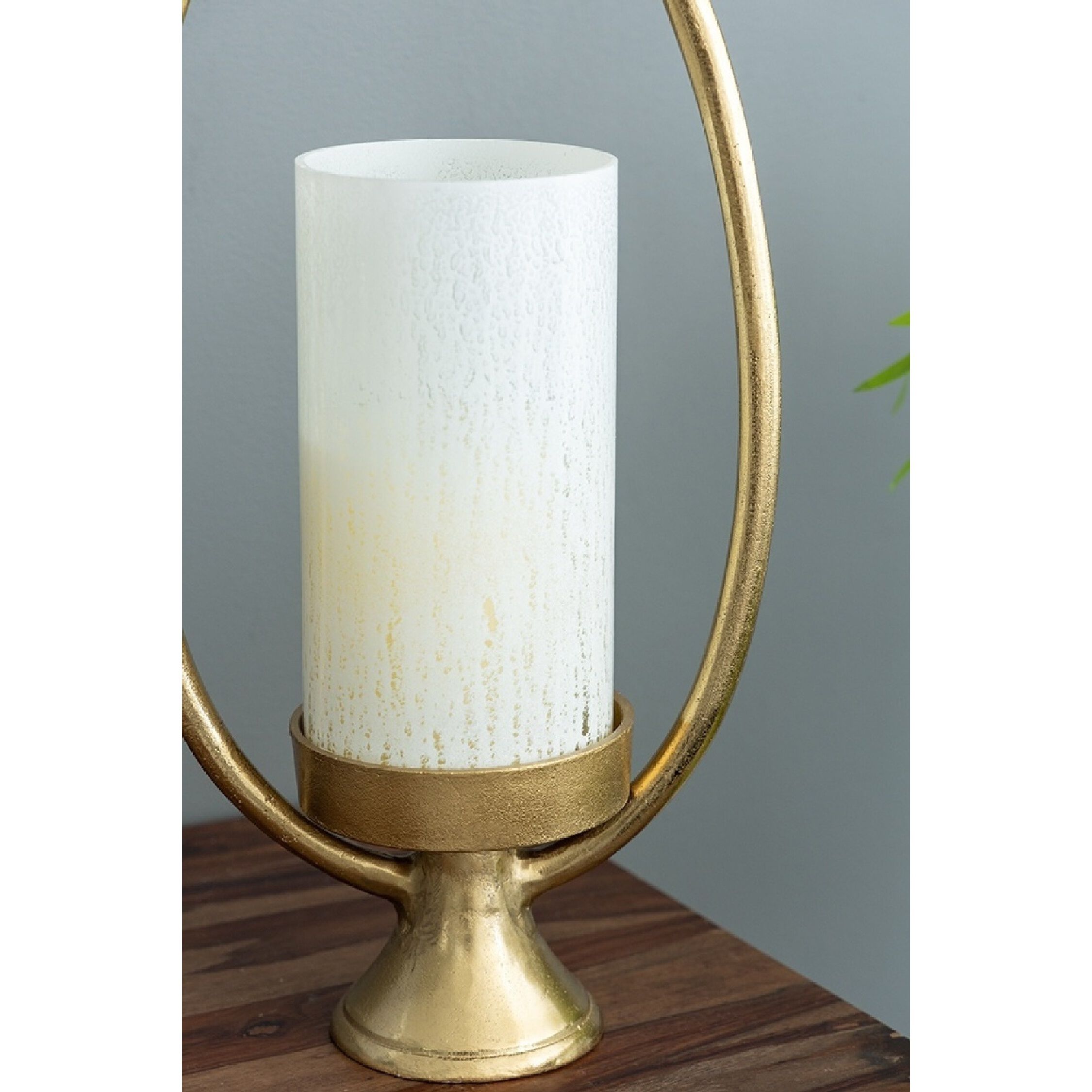 Bascom 21.7 X 11 inch Hurricane