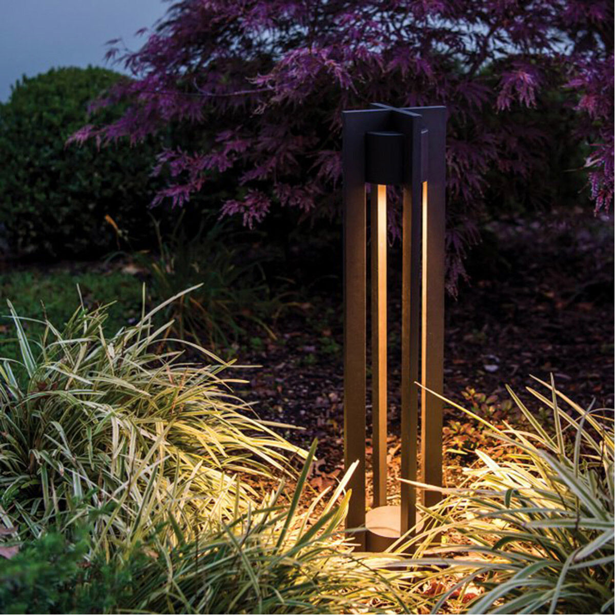 Chamber 277 13.2 watt Bronze On Aluminum Bollards in 2700K