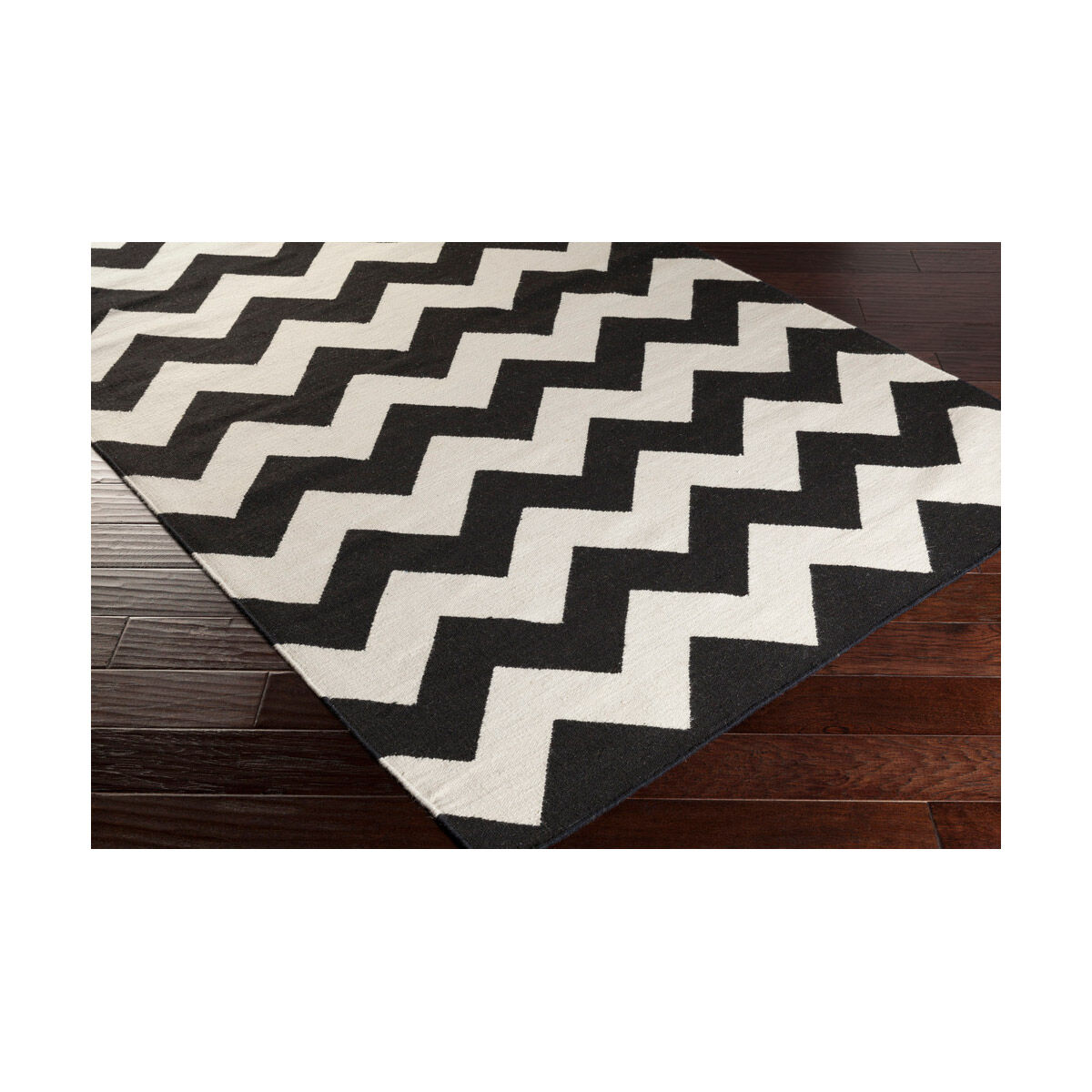 York 72 X 48 inch Black Indoor Area Rug, Rectangle