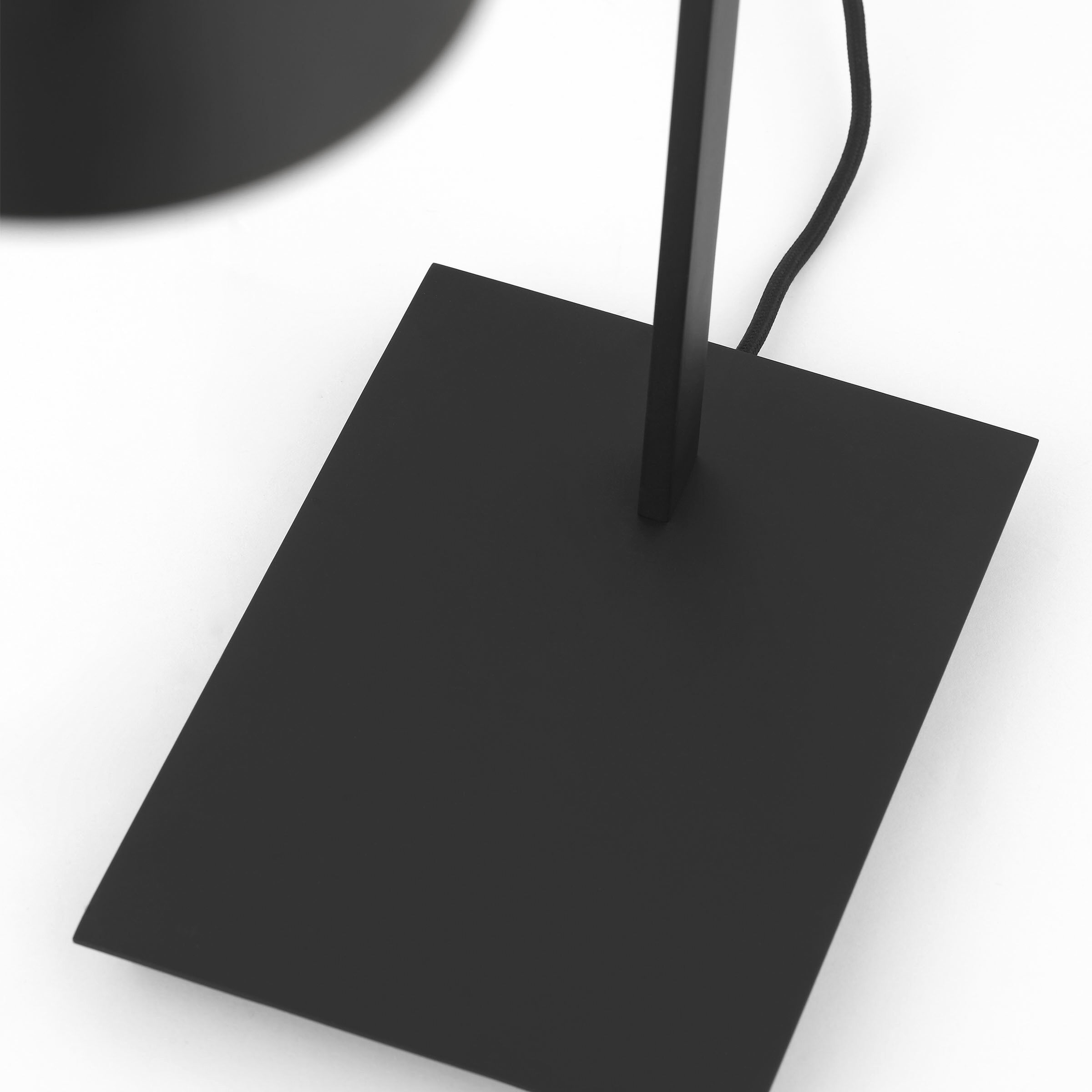 Sean Lavin Midrand 18.6 inch 4.20 watt Nightshade Black Table Lamp Portable Light