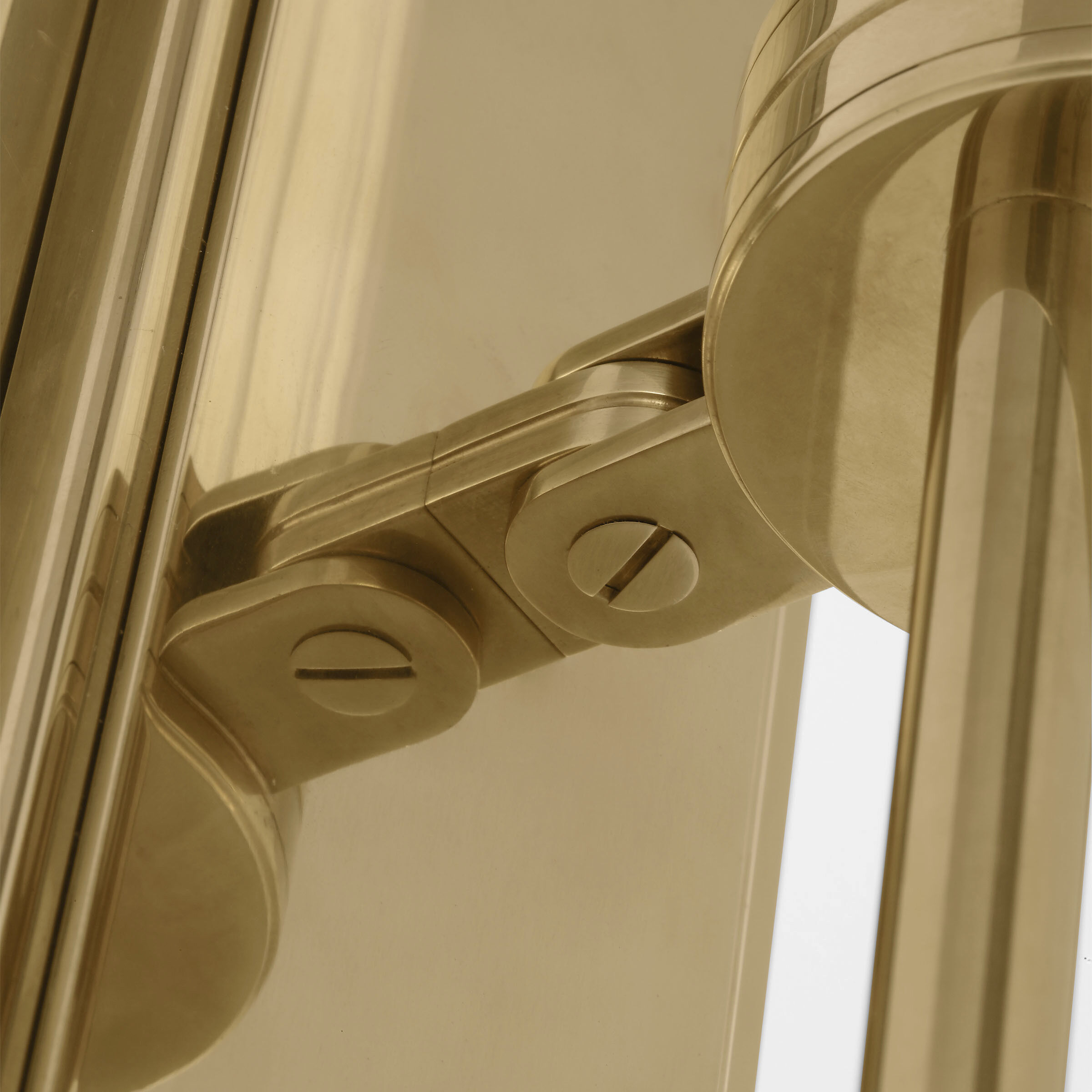 Avroko Alo Wall Sconce Wall Light in 120V