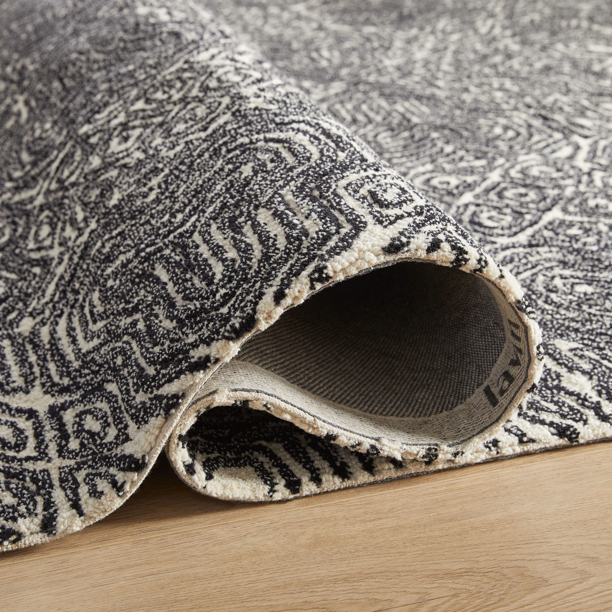 Mitra 130 X 94 inch Black/White Rug in 8 x 11