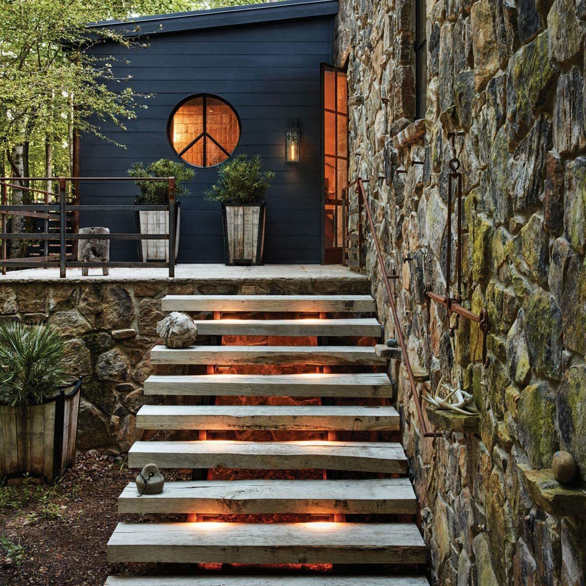 Nuvi 12v 1.10 watt Titanium Landscape Deck Sconce