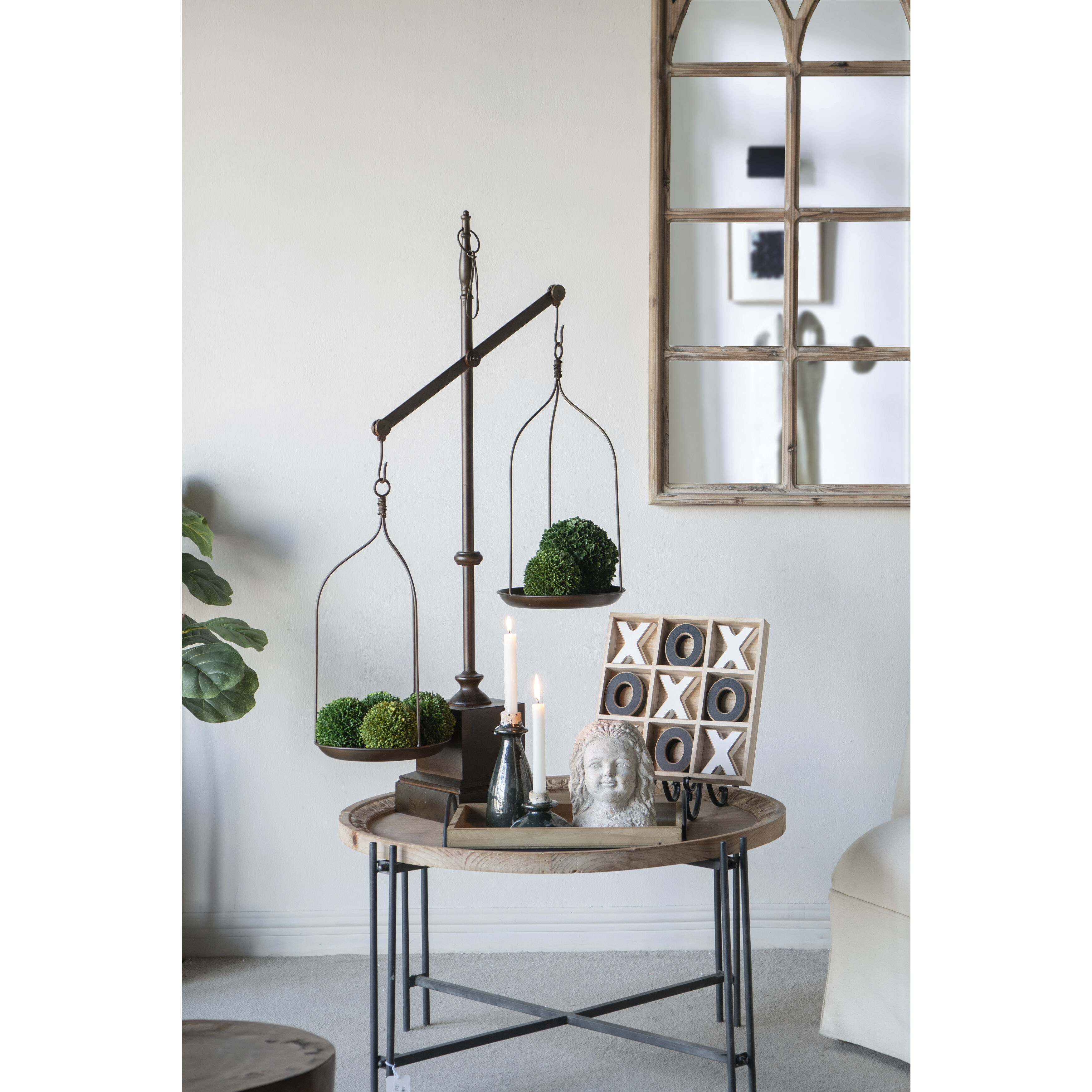 Anita Rusty Decorative Scale