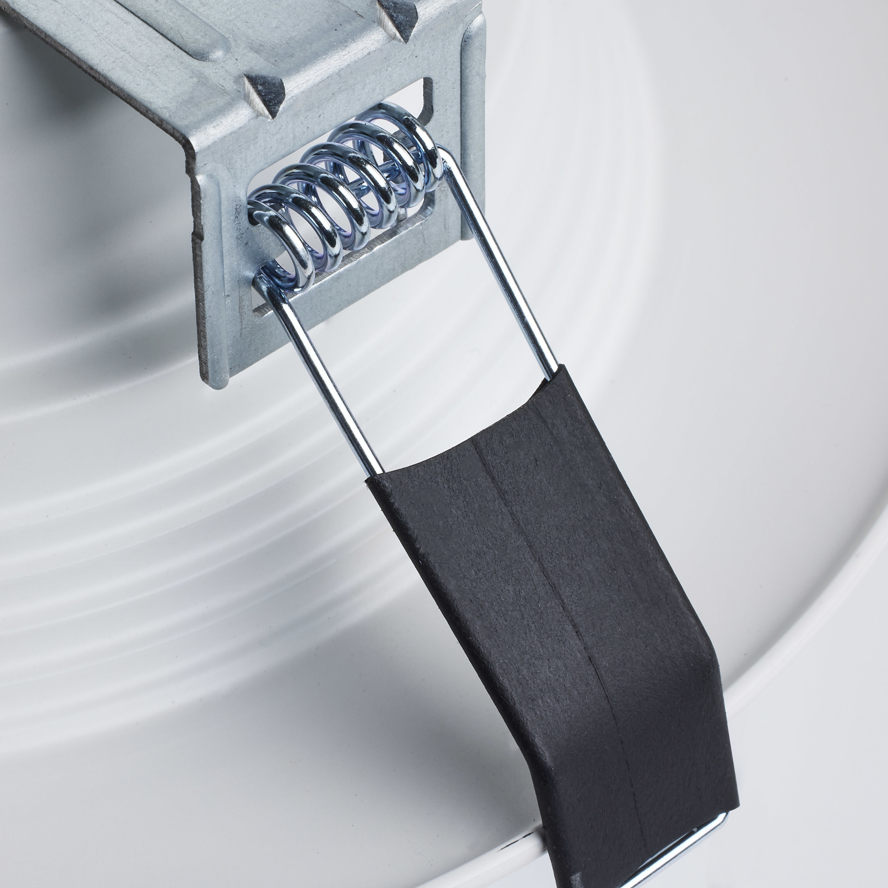 Edgewood Integrated White Recessed