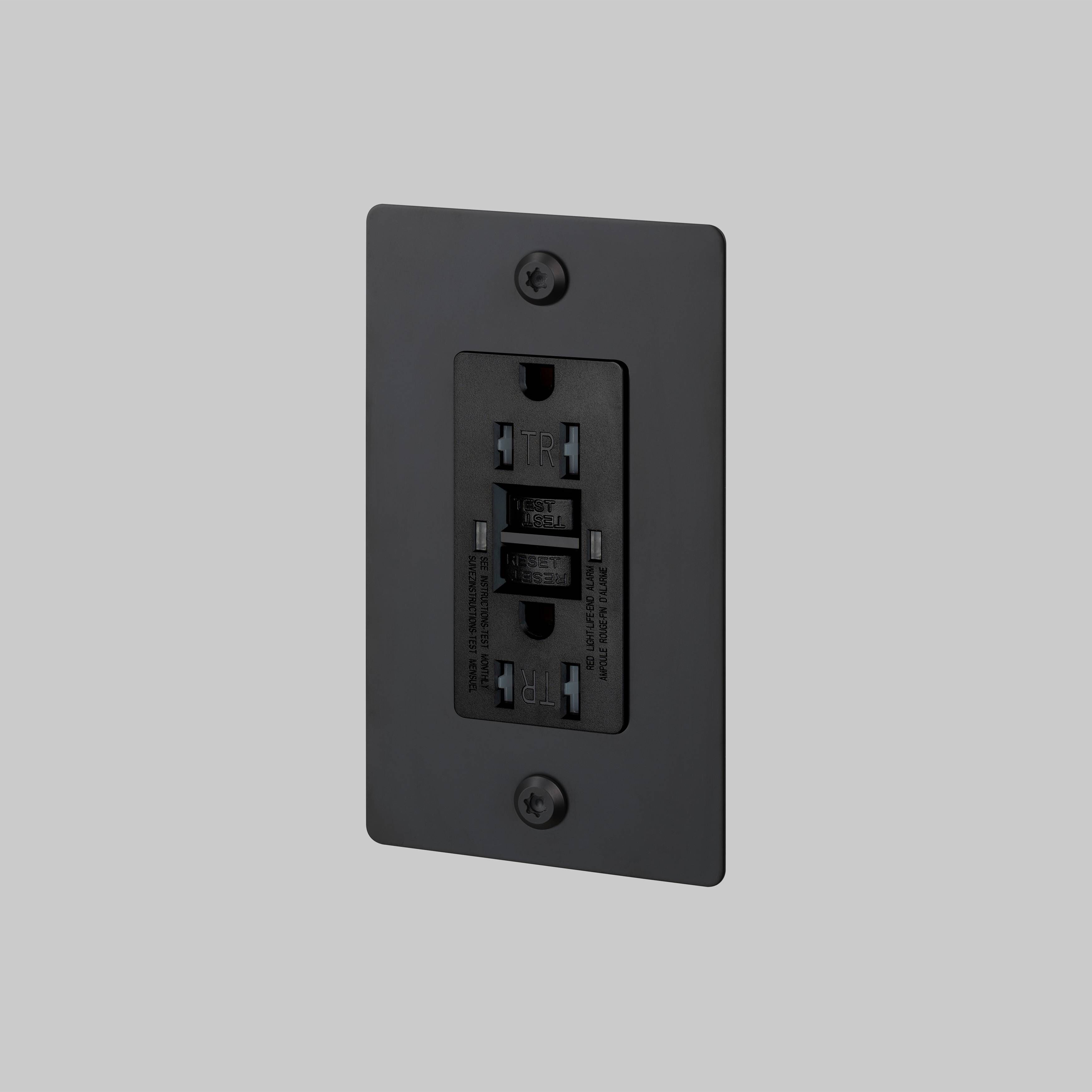 1G Duplex 125 Black Outlet, GFCI