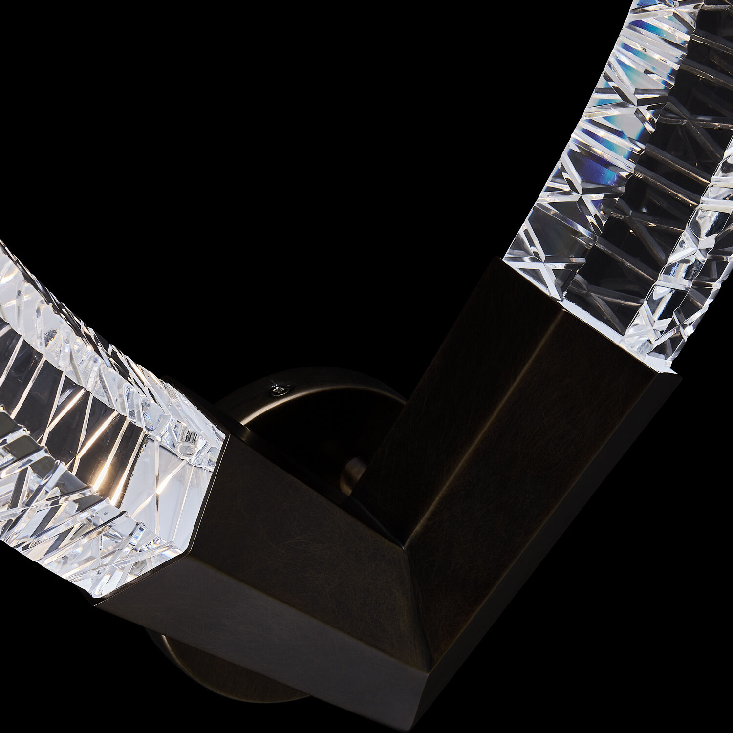 Corna Wall Sconce Wall Light in Vintage Bronze