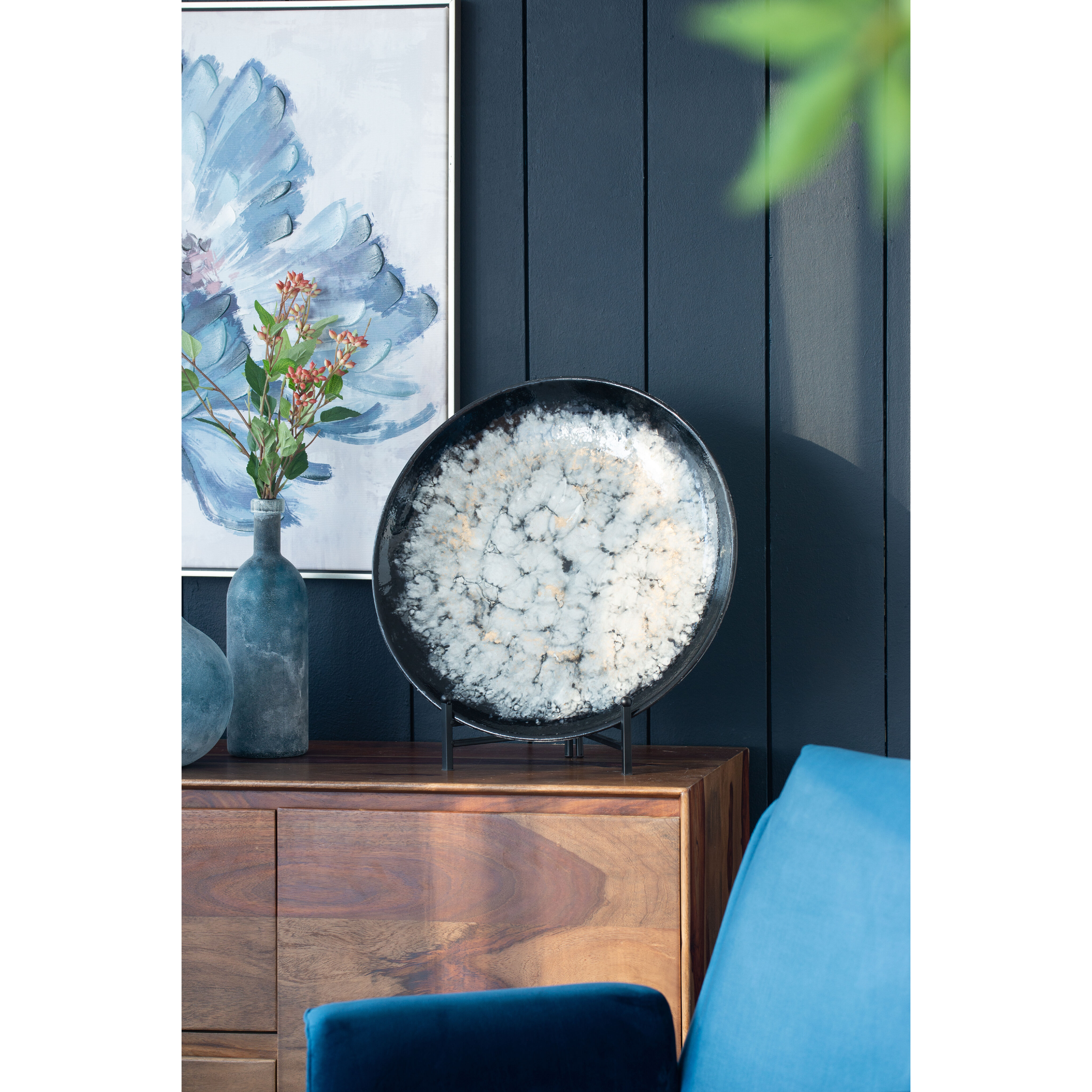 Zuri 18.1 X 18.1 inch Black/White Charger Plate