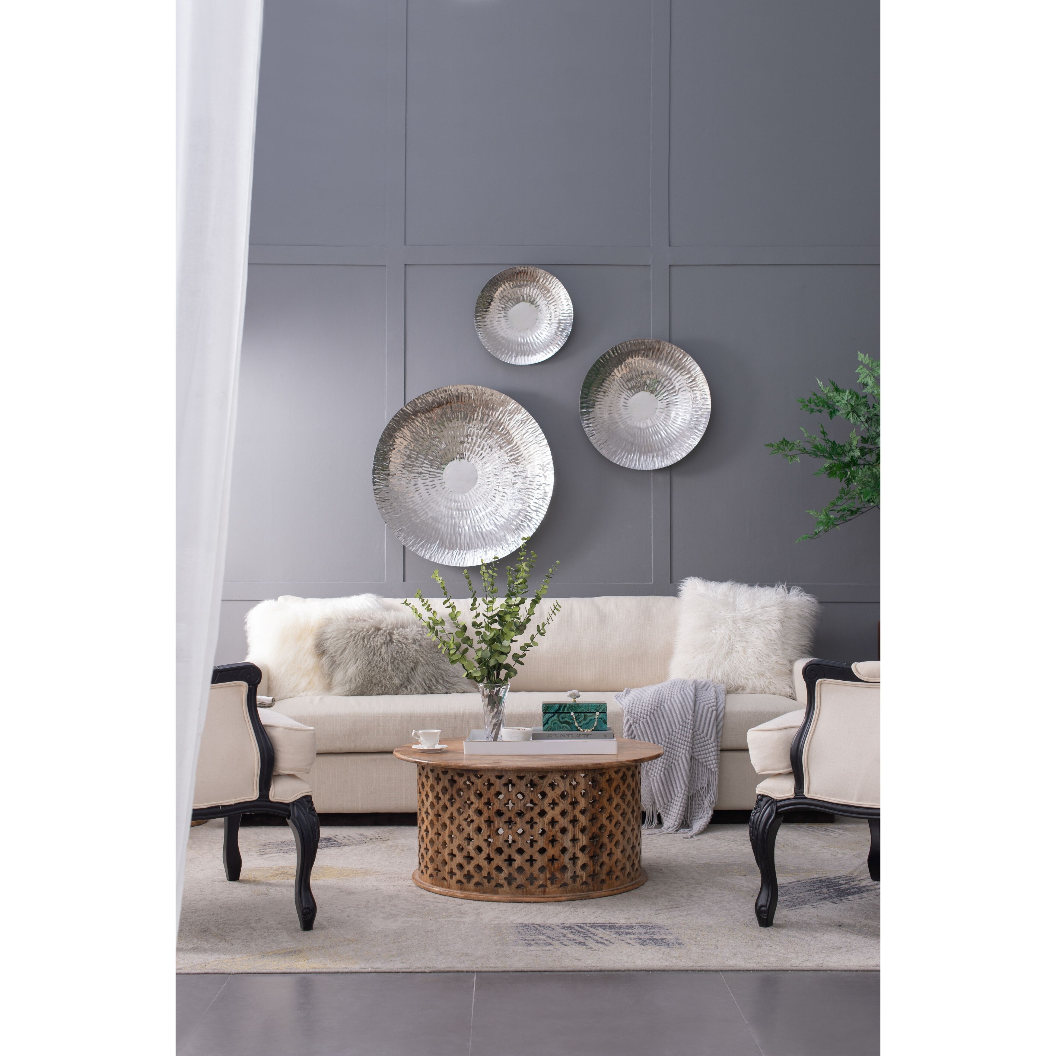 Fassett Silver Wall Décor