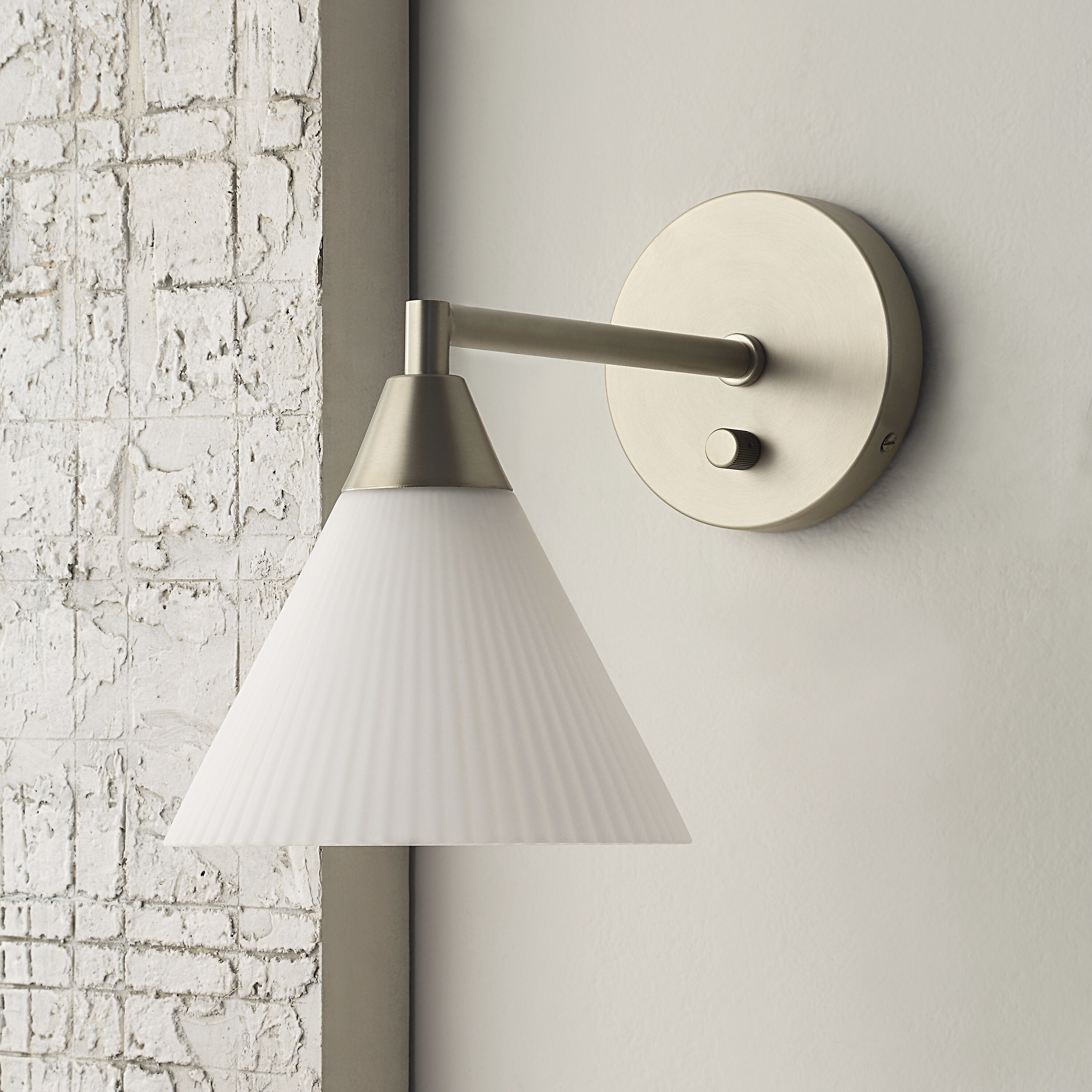 Bocca Wall Sconce Wall Light