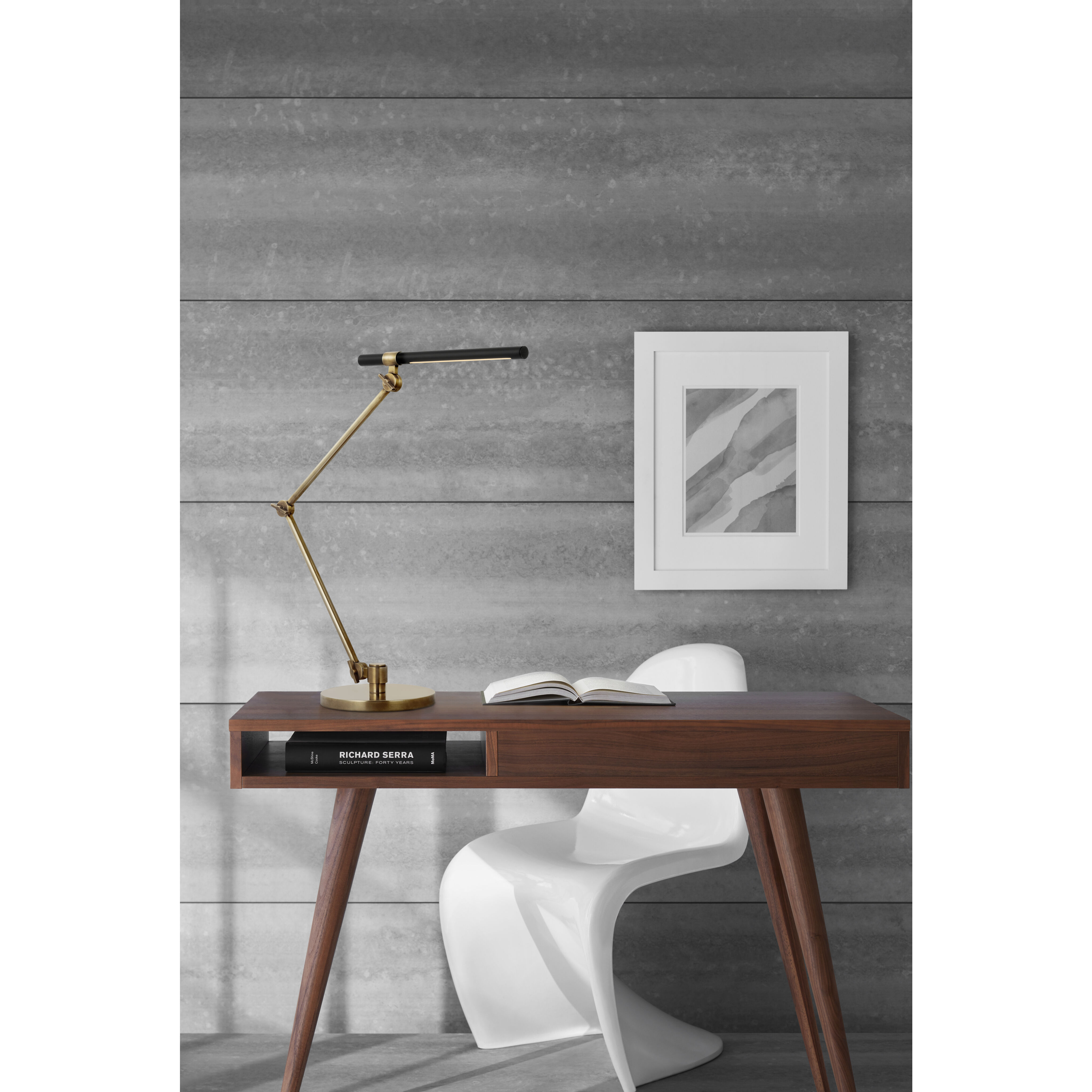 Ian K. Fowler Heron 15.75 inch 10.00 watt Hand-Rubbed Antique Brass and Matte Black Desk Lamp Portable Light, Large