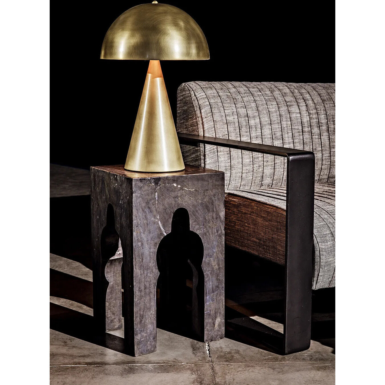 Skuba 21.5 inch 60.00 watt Antique Brass Table Lamp Portable Light