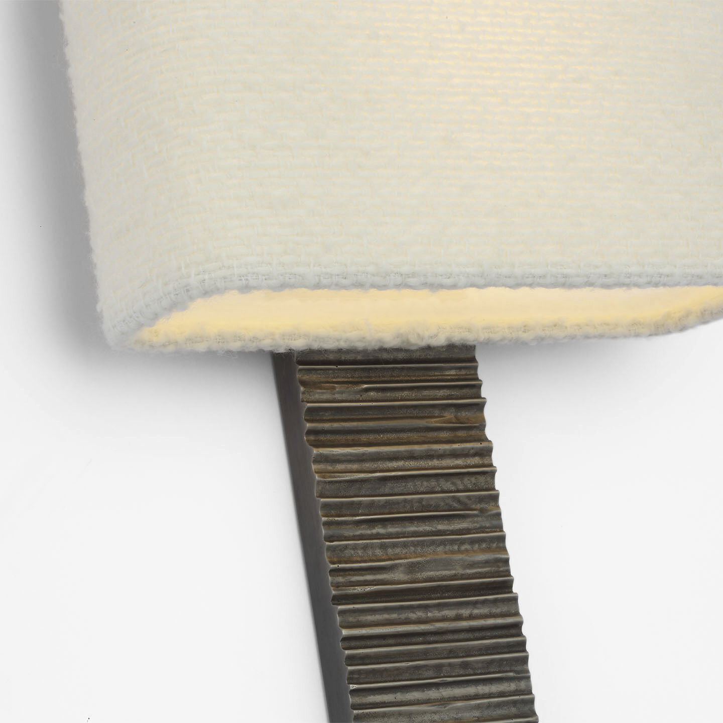 Anne-Marie Barton Fumar Tail Sconce Wall Light in Ridged Graphite