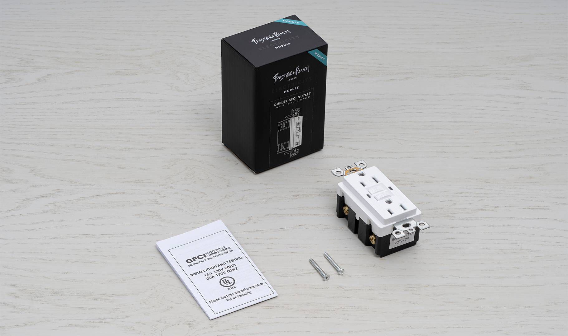 Outlet 125 White Module, Duplex GFCI