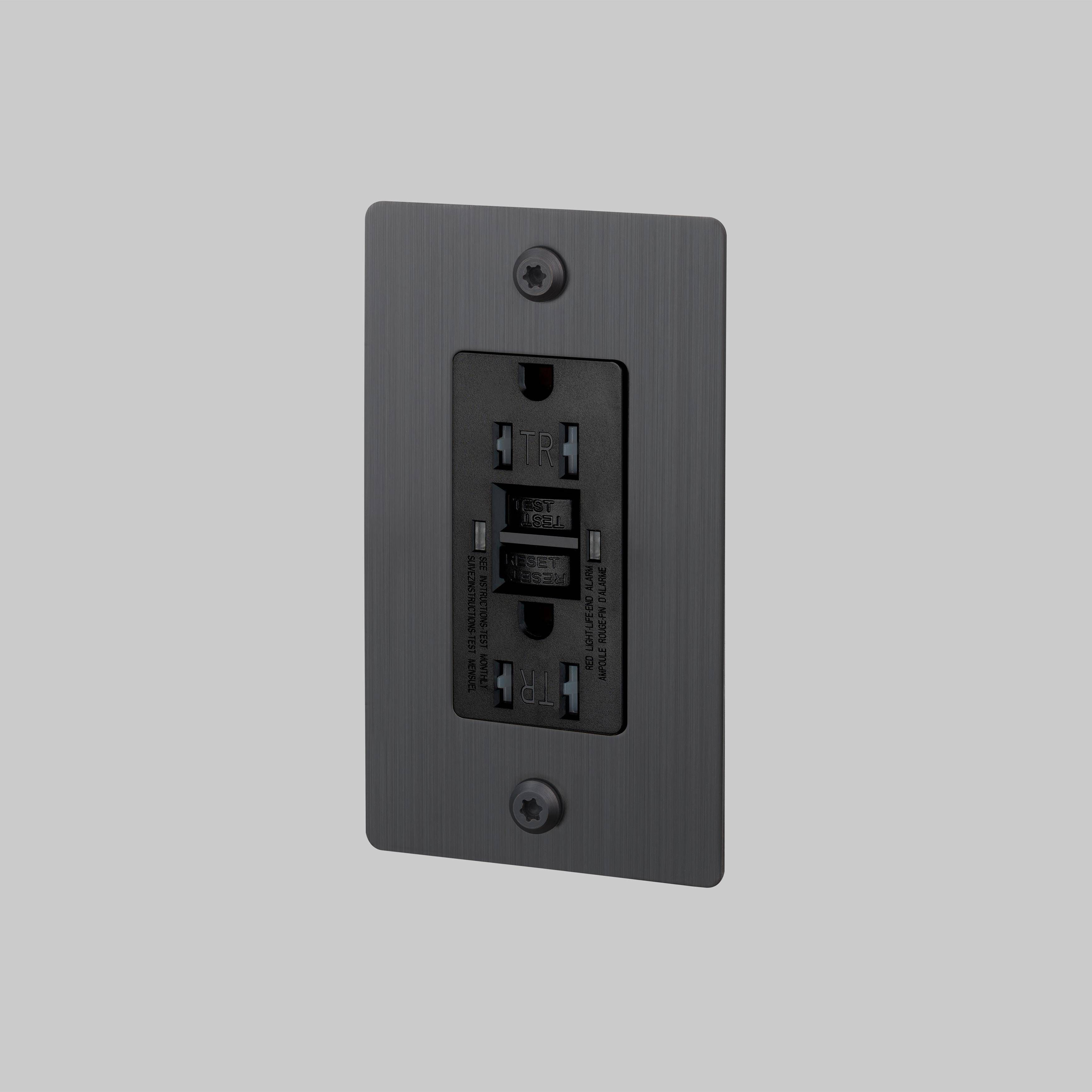 1G Duplex 125 Smoked Bronze Outlet, GFCI