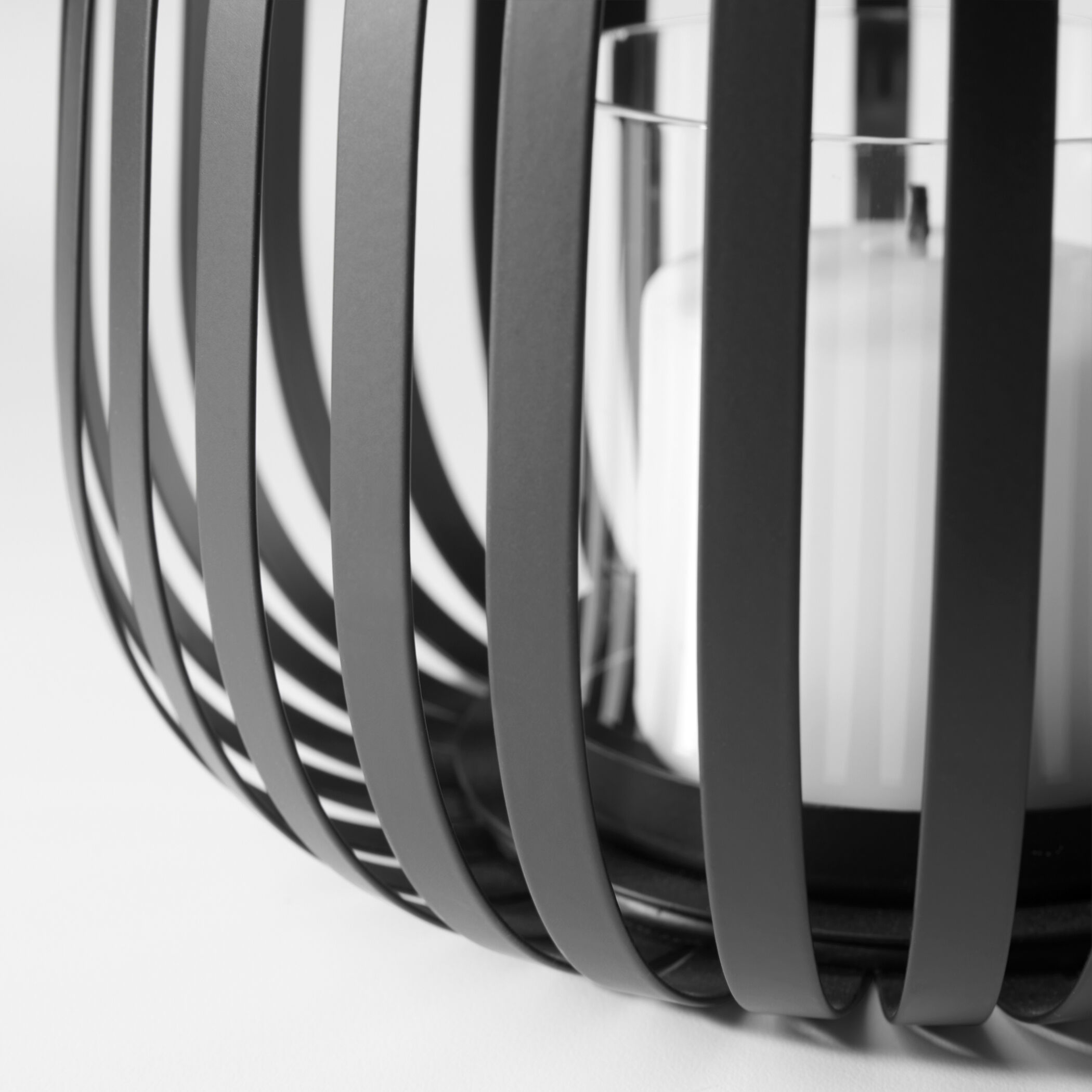 Liny 8.5 X 6.75 inch Hurricane, Medium