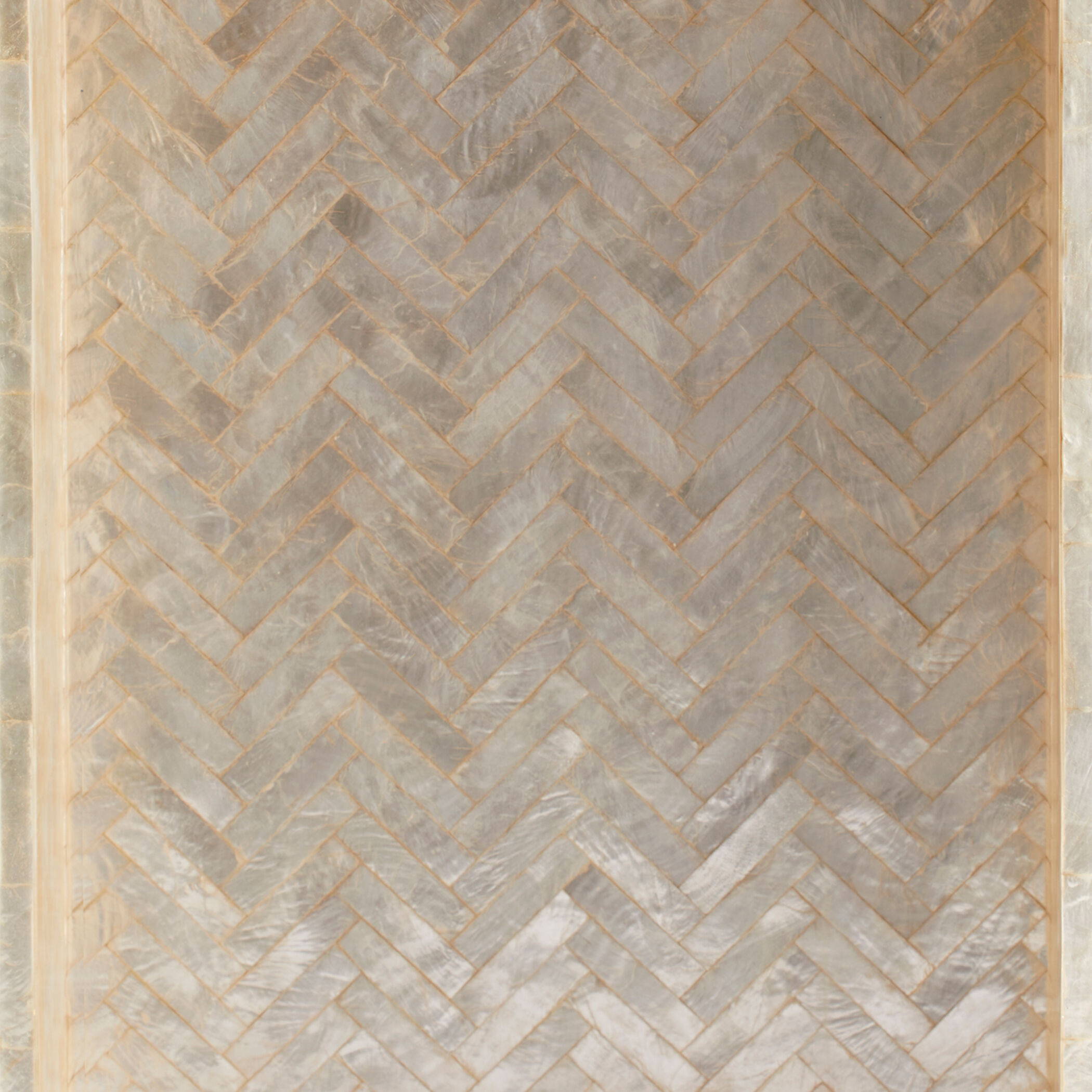 Triton Pearl Tray, Small