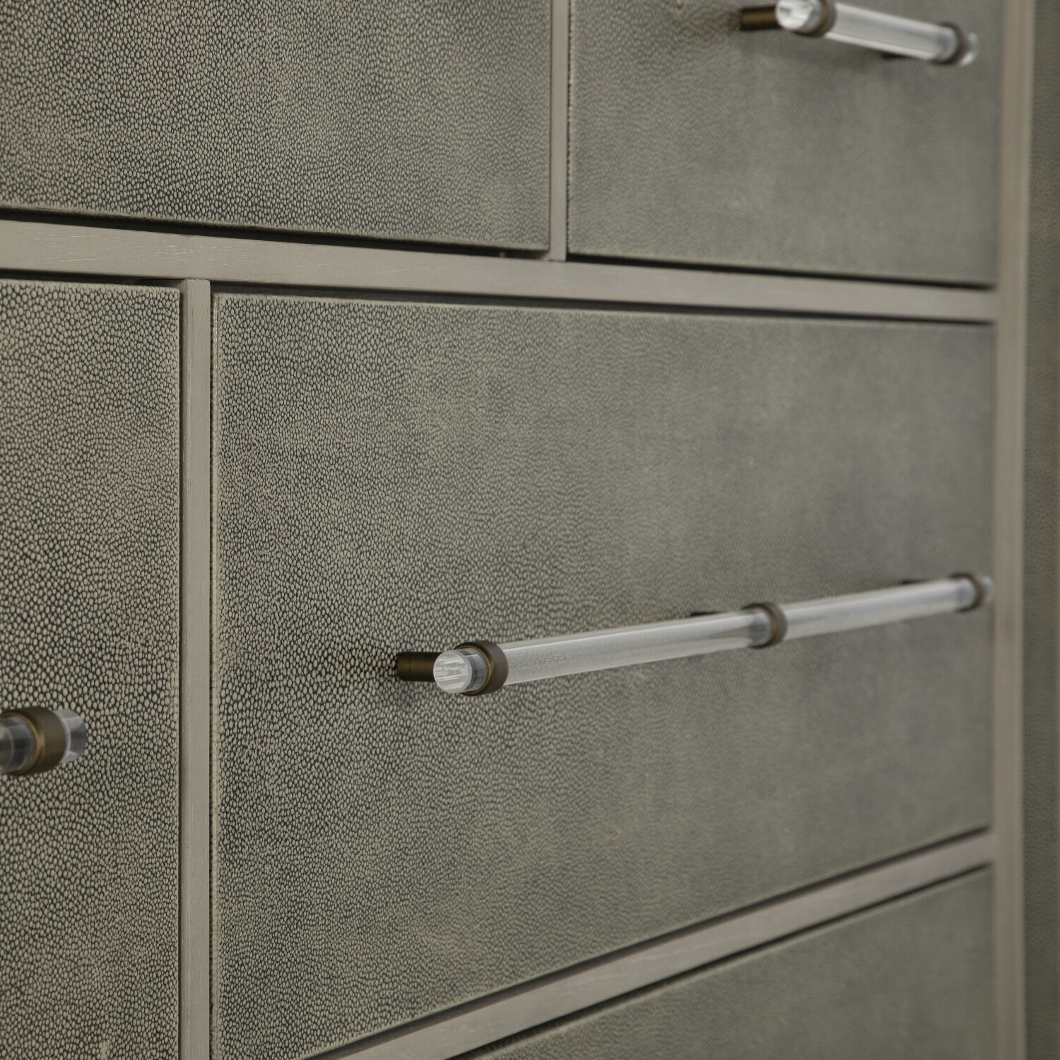 Alford Cerused White / Natural Shagreen Chest