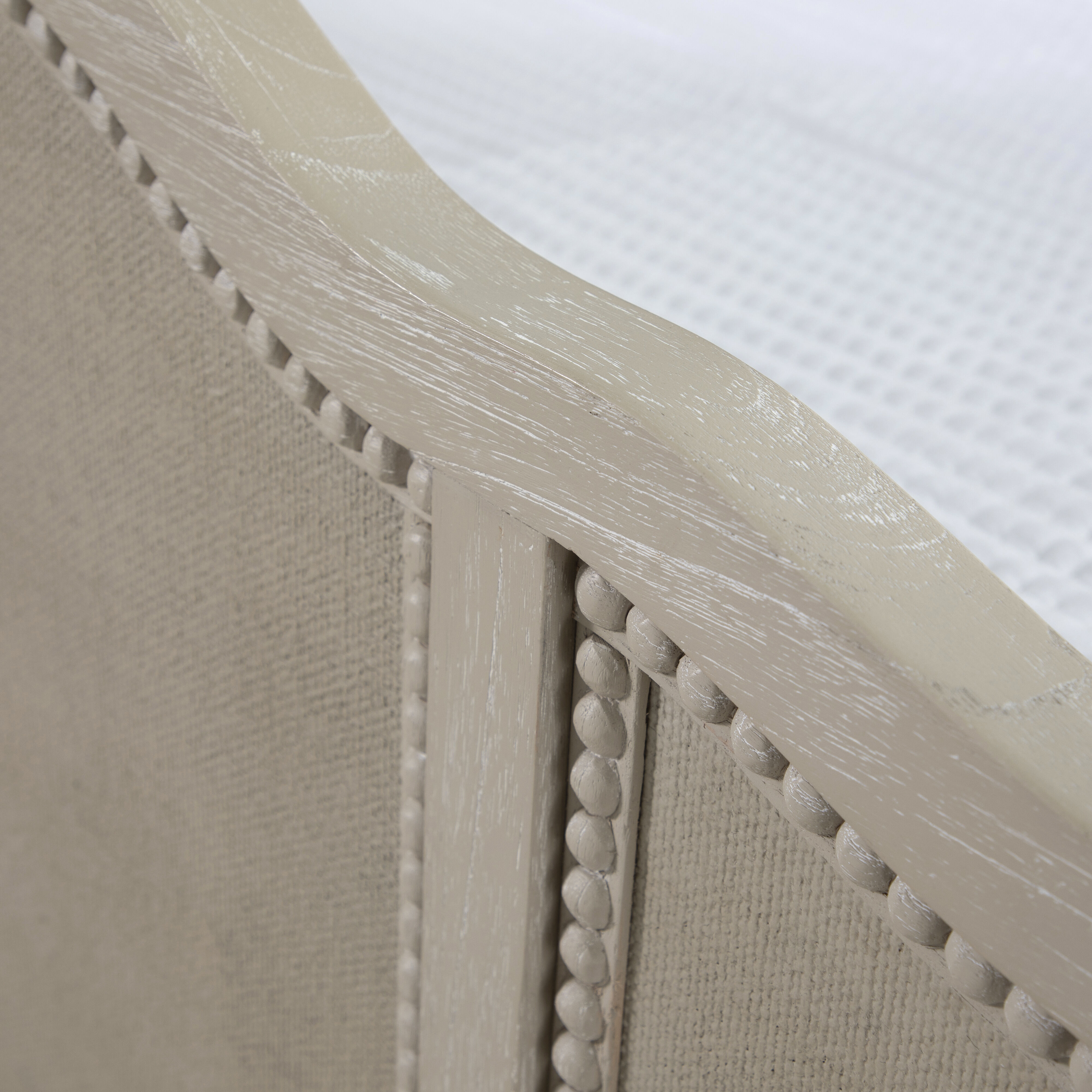 Caroline Cerused White Queen Bed