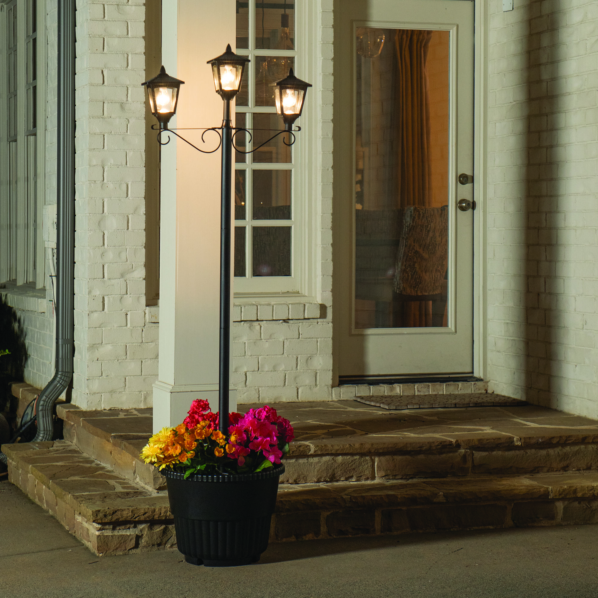 Triple Head 3 Light 78.5 inch Black Post Light, Solar