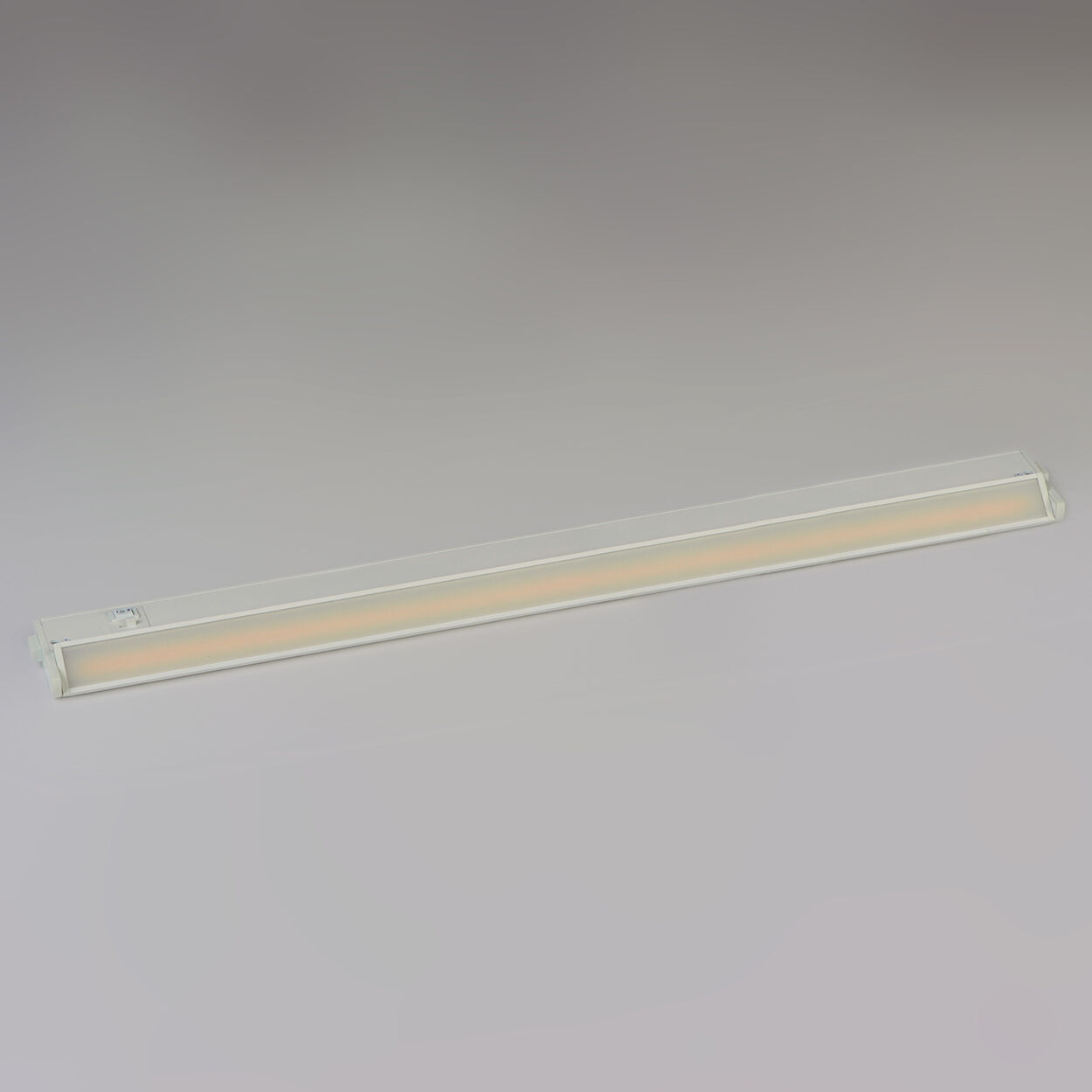 CounterMax 5K 120 LED 36 inch White Under Cabinet