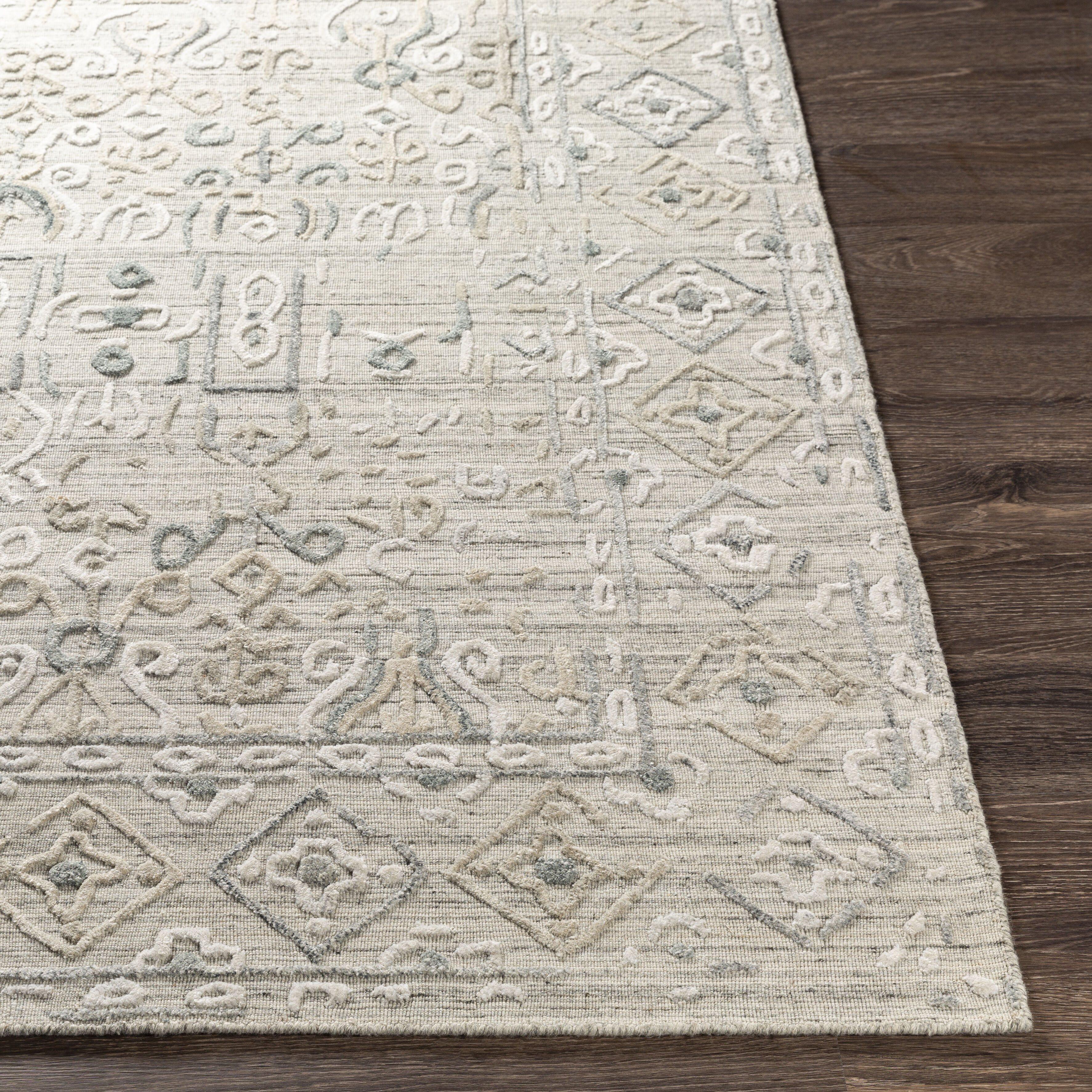 Makalu 108 X 72 inch Light Gray Rug in 6 X 9, Rectangle