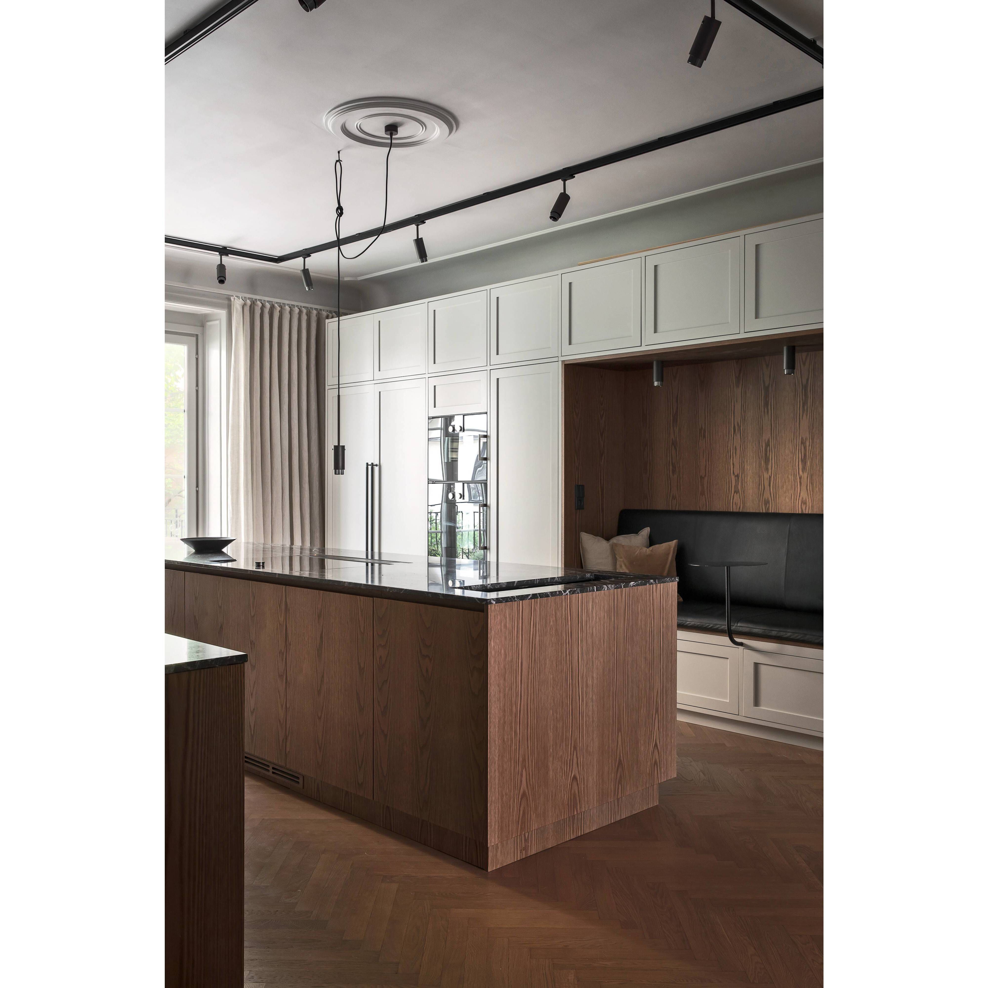 Exhaust Surface 1 Light 110-120 Graphite / Black Spotlight Ceiling Light