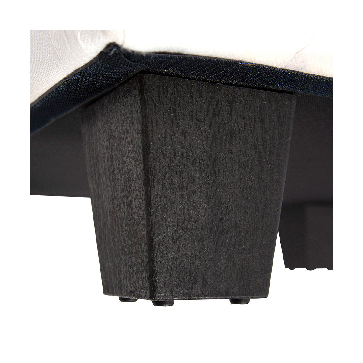 Pod Avanti White Chair with Slipcover