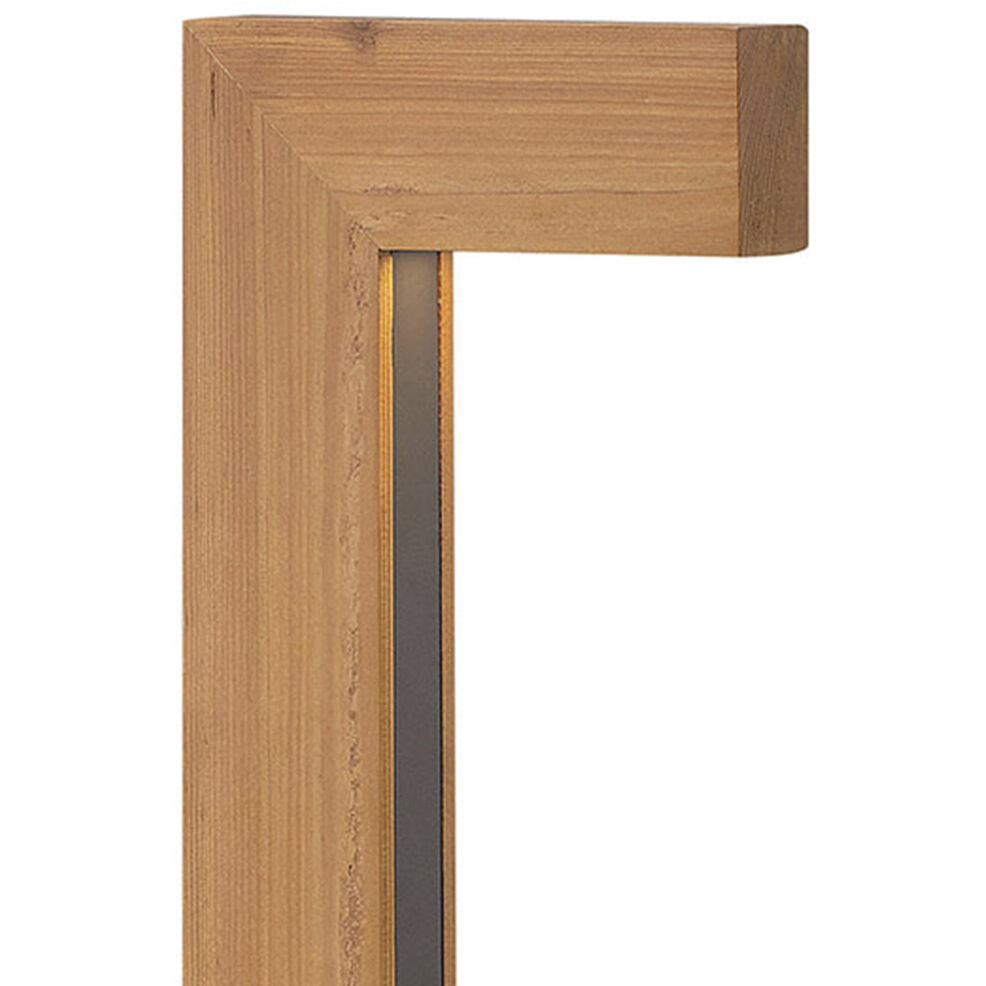 Hardy Island Atlantis 12v 1.50 watt Cedar Landscape Path Light