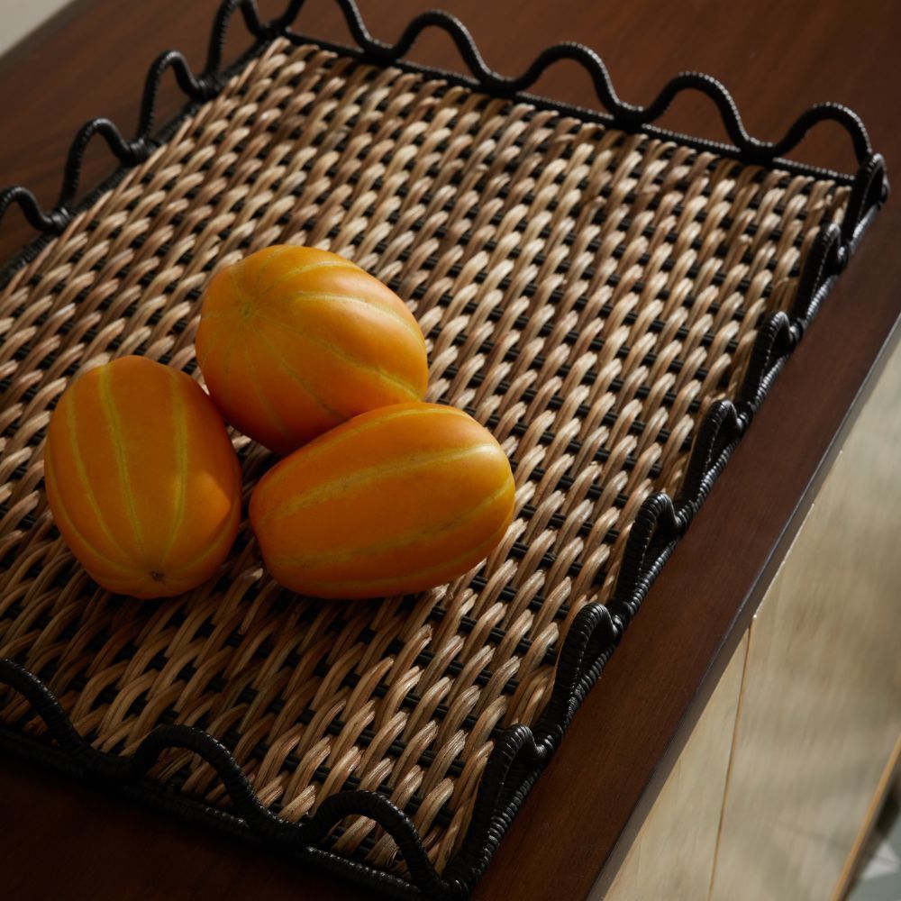 Mar 21.5 X 2 inch Black & Natural Tray