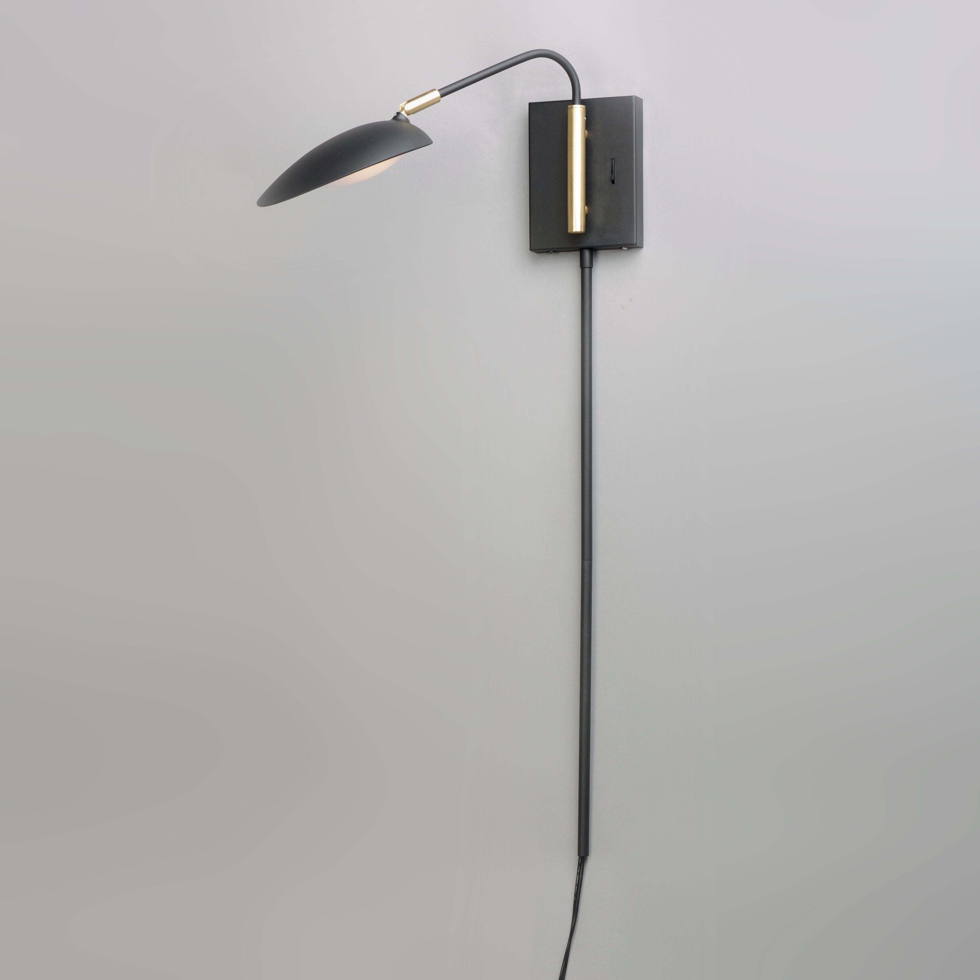 Scan LED Black/Satin Brass Wall Sconce Wall Light