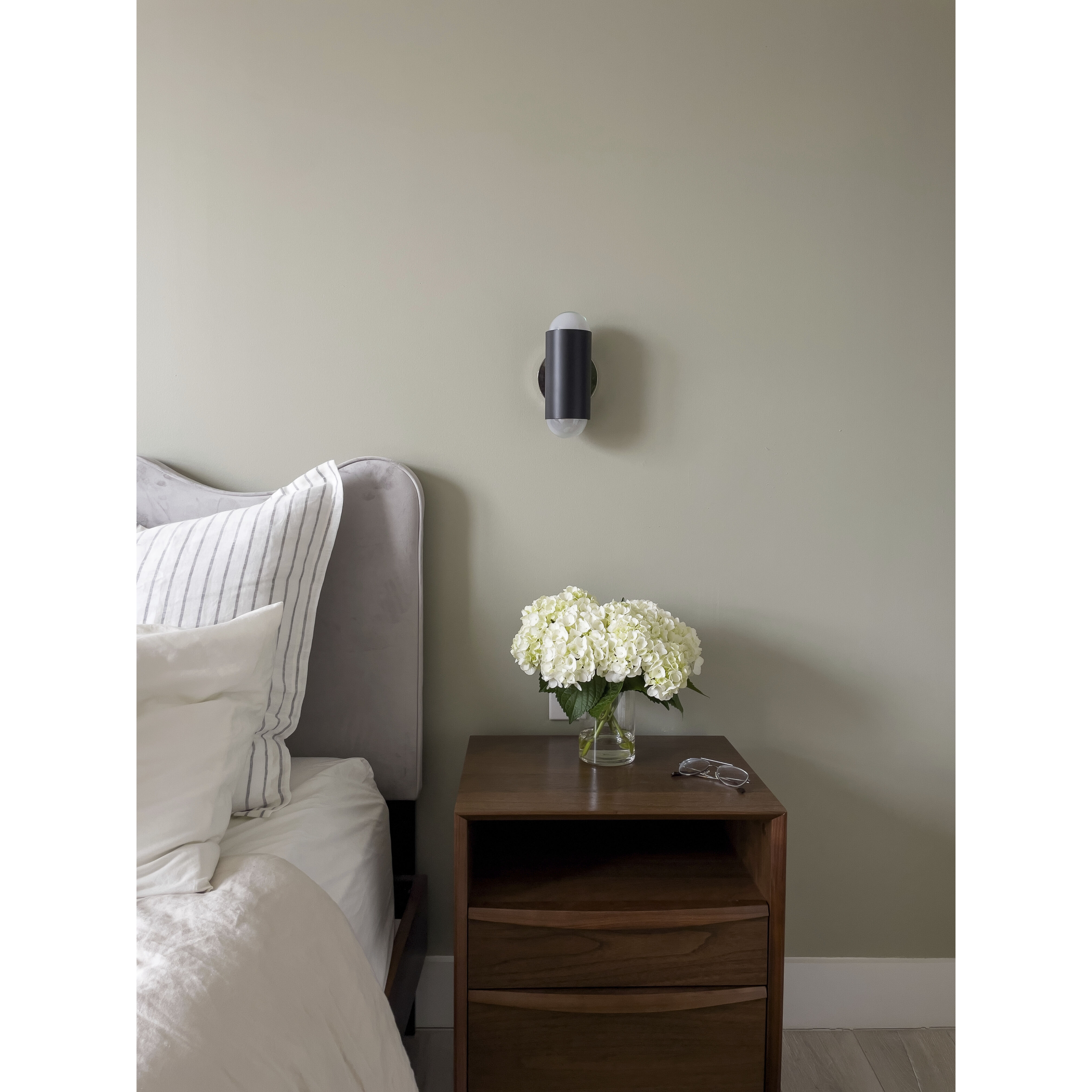 Kira 2 Light Polished Nickel/Soft Black Wall Sconce Wall Light