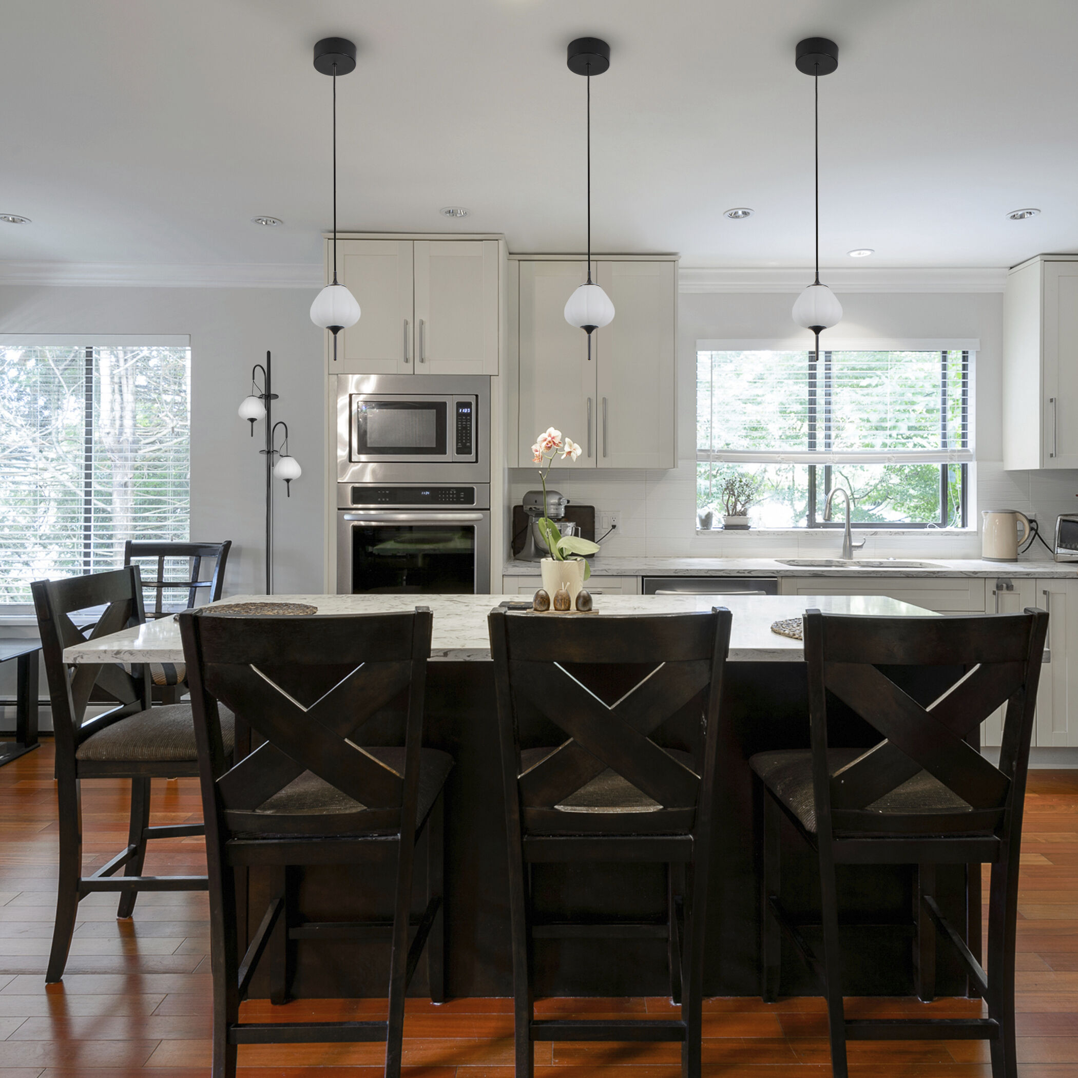 Artisan Collection/LECCE Series 4.75 inch Black Pendant Ceiling Light