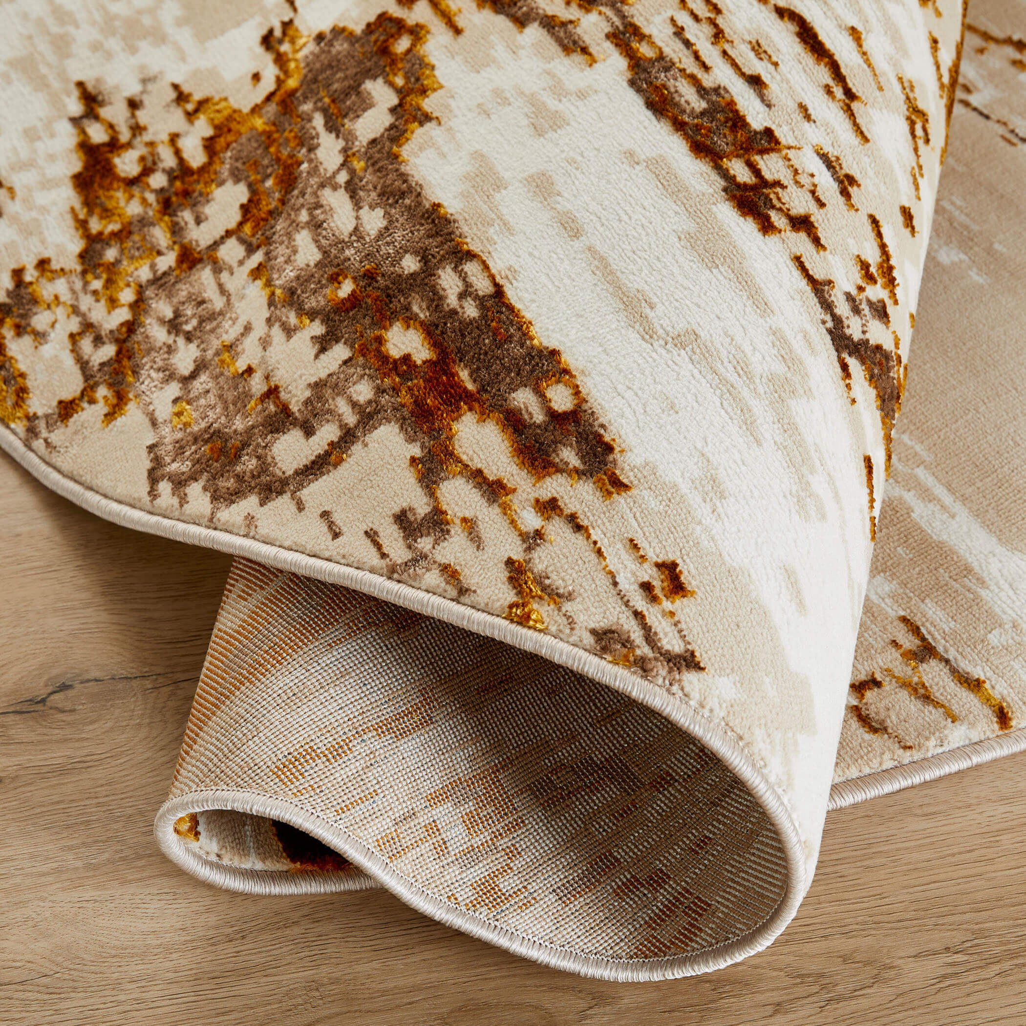 Sibel Gold Rug in 8 Round