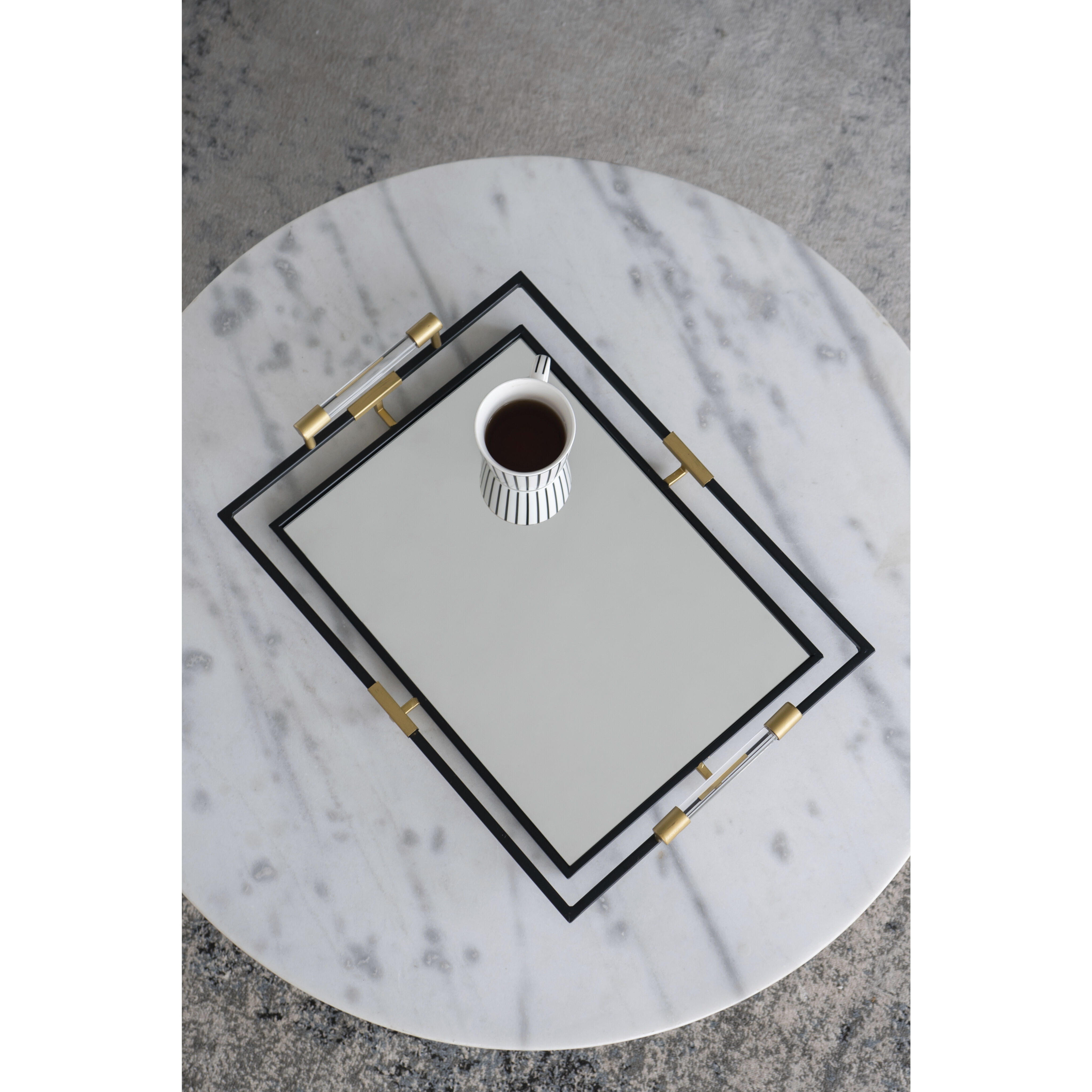 Tribute Black/Gold Tray