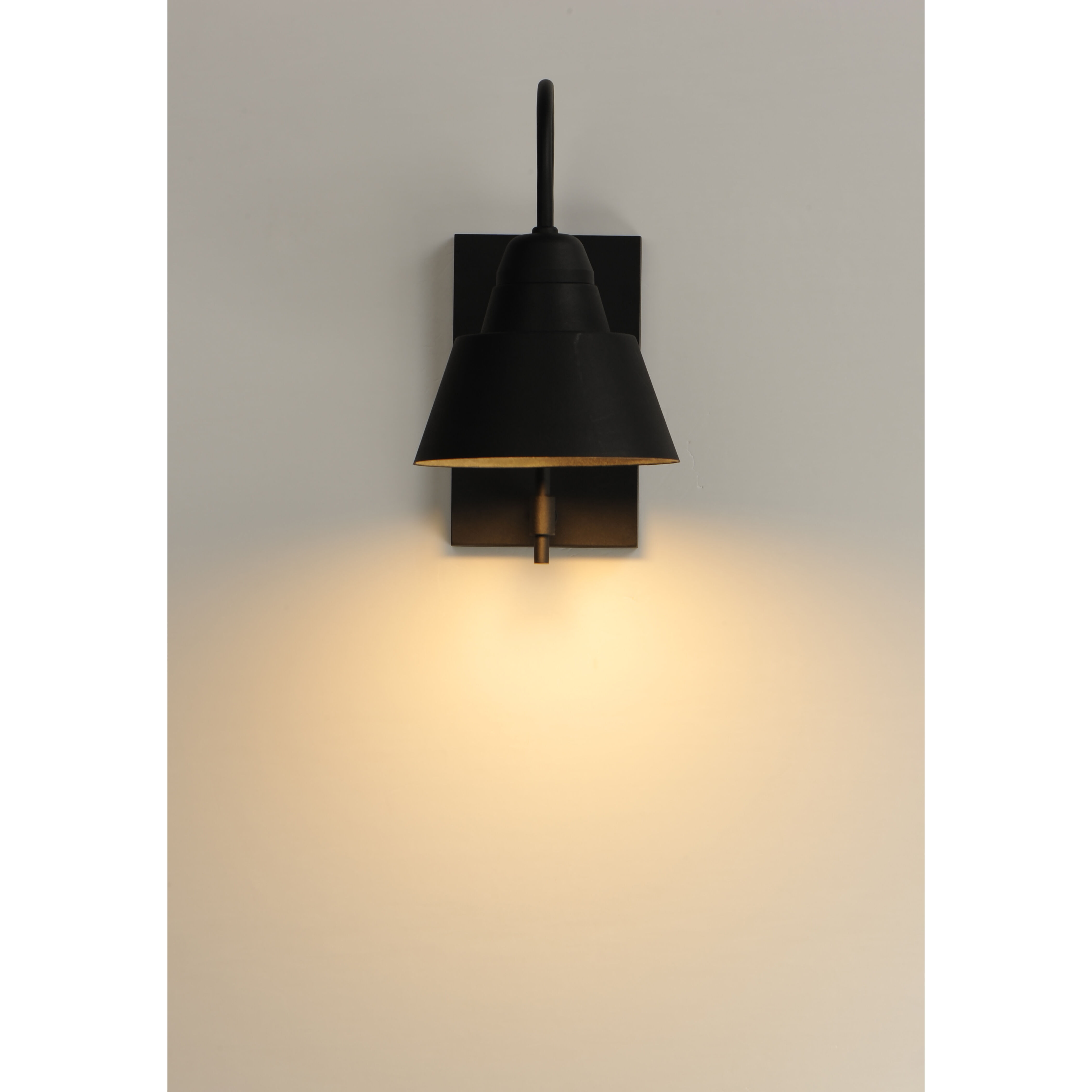 Shoreline 1 Light 15 inch Black Outdoor Wall Mount