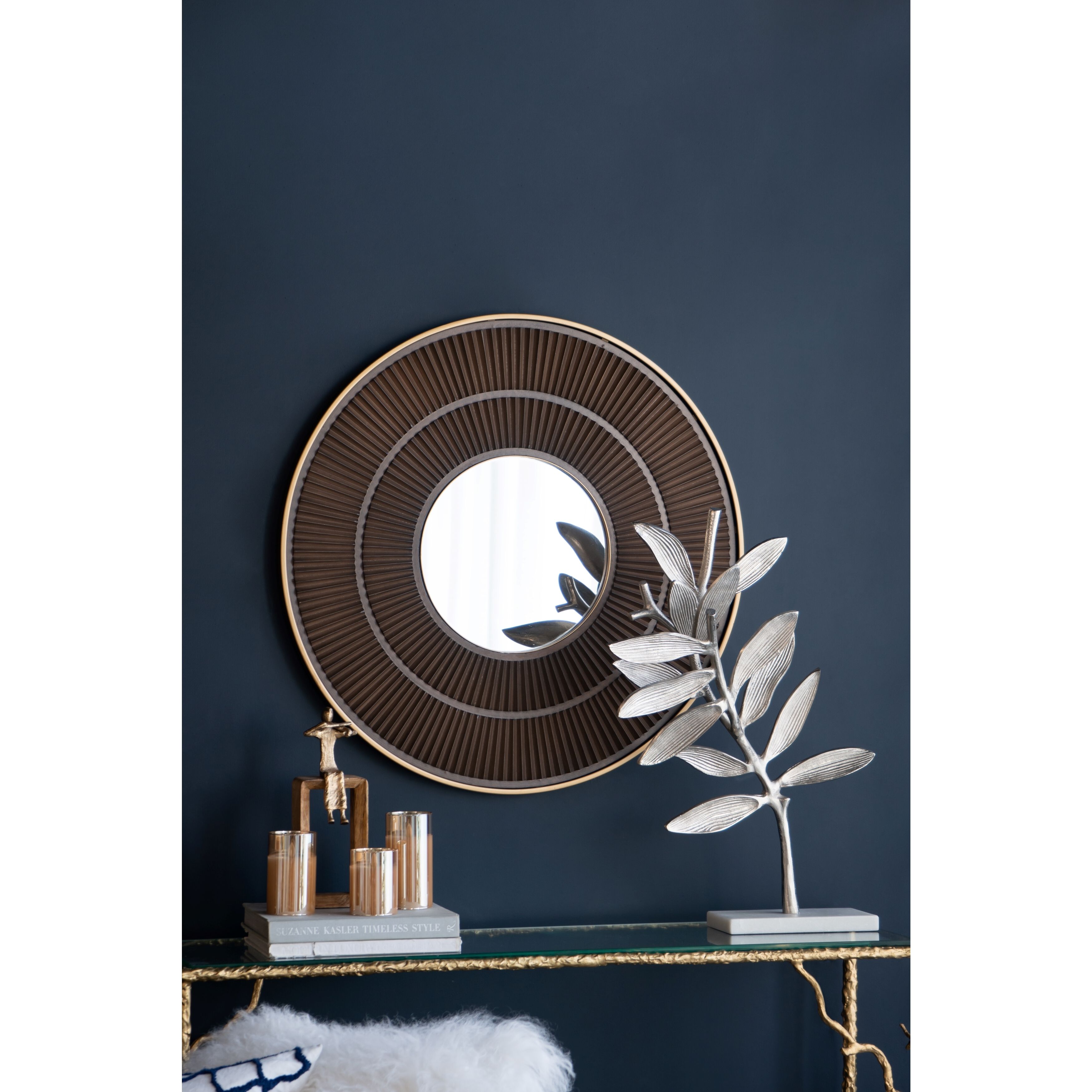 Intrinsic Silver/White Statuaries