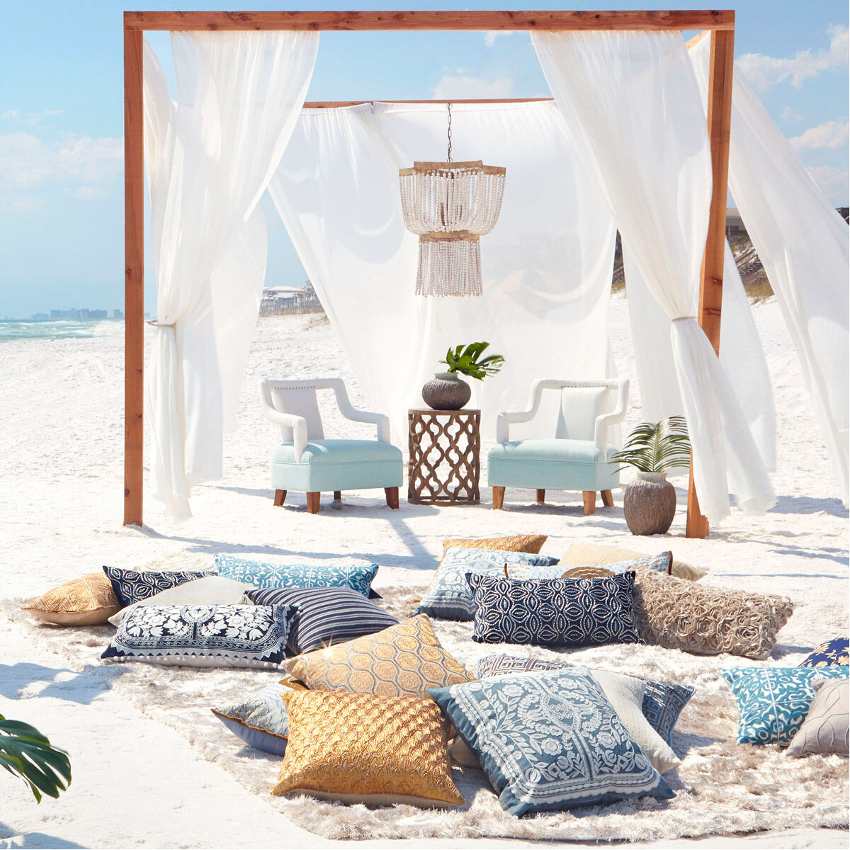 Sirah 18 inch Black Forest Grove Side Table