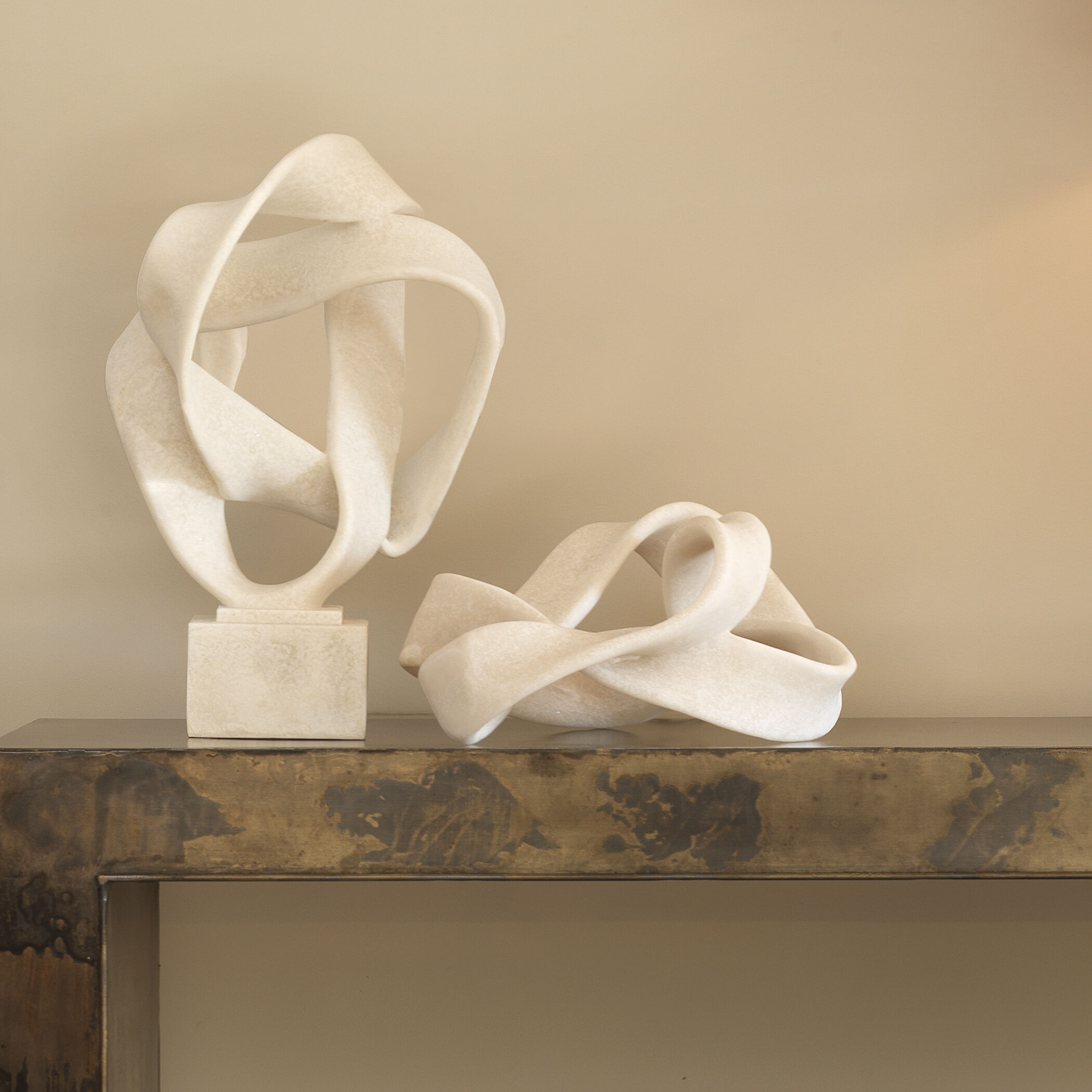 Intertwined Off White Table Object