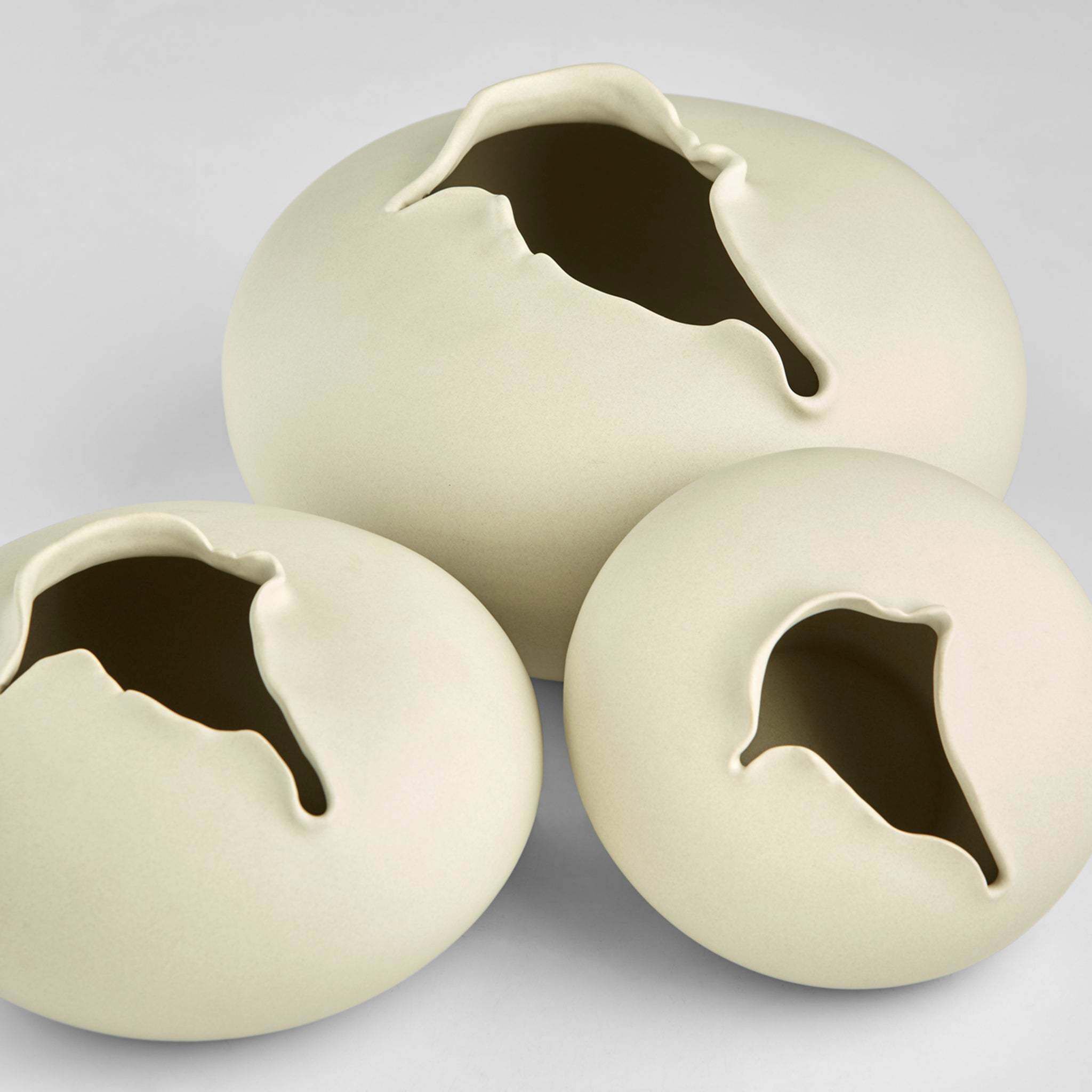 Tambora 8 X 5 inch Vase, Small