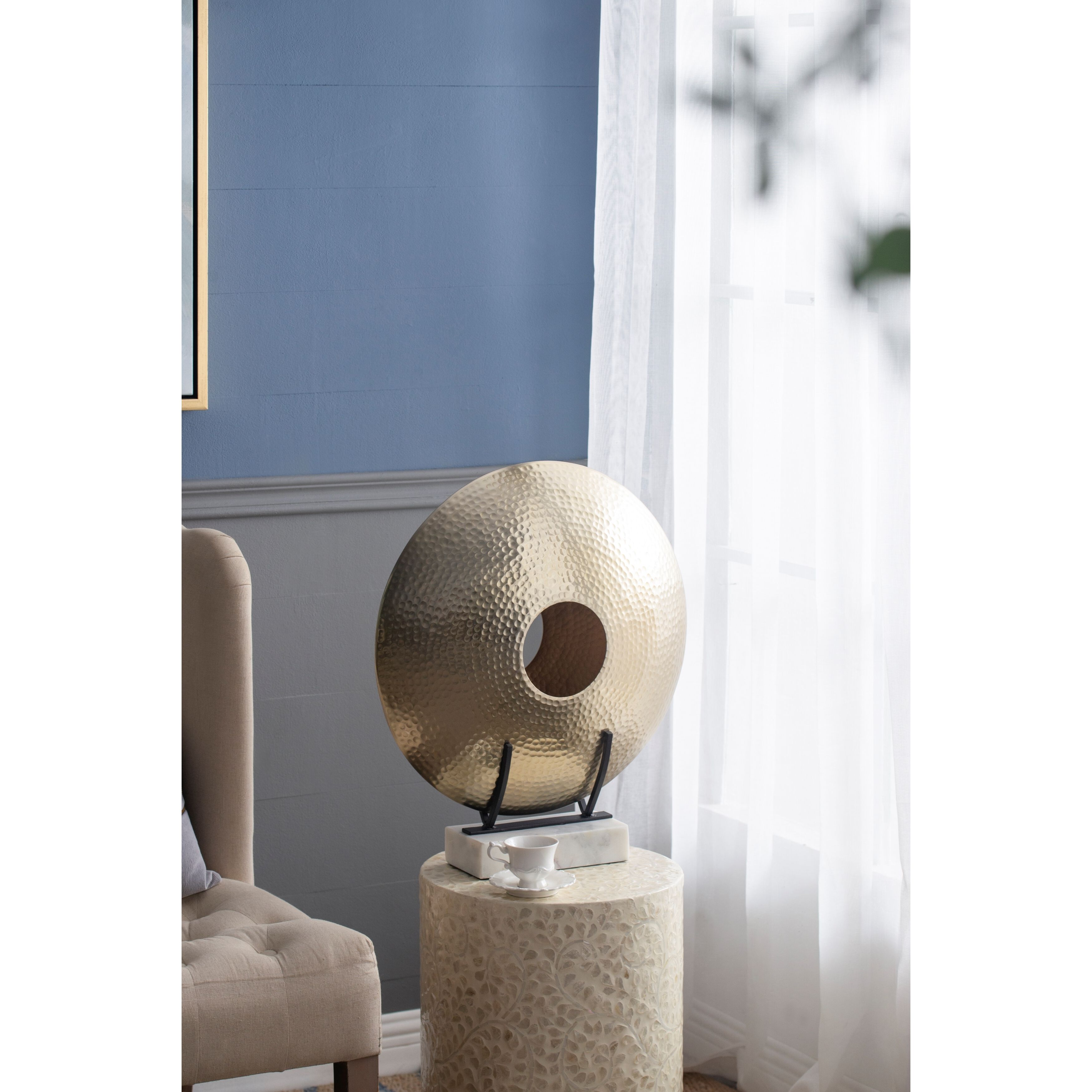 Cumberland Gold/White Statuaries