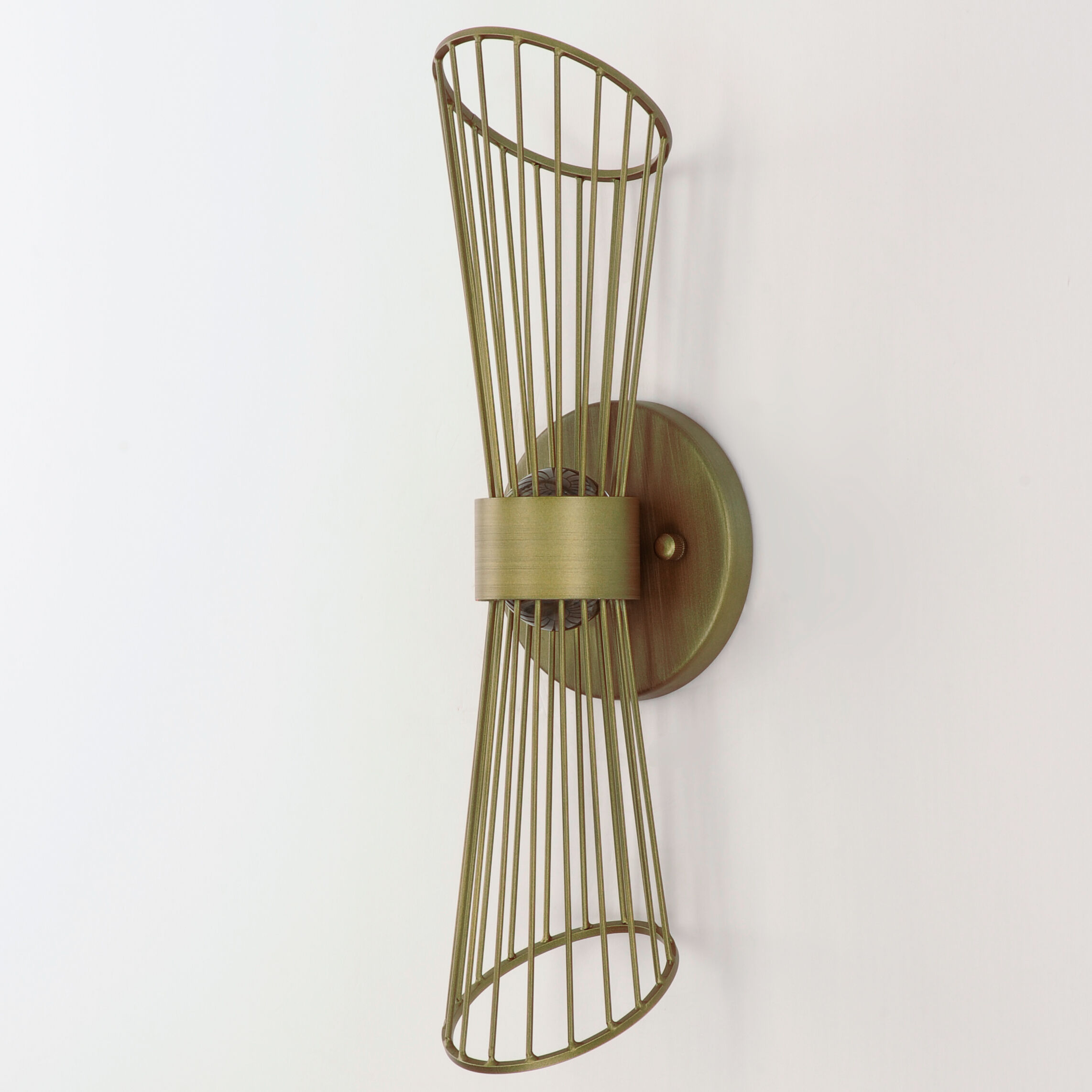 Zeta Wall Sconce Wall Light in Natural Aged Brass