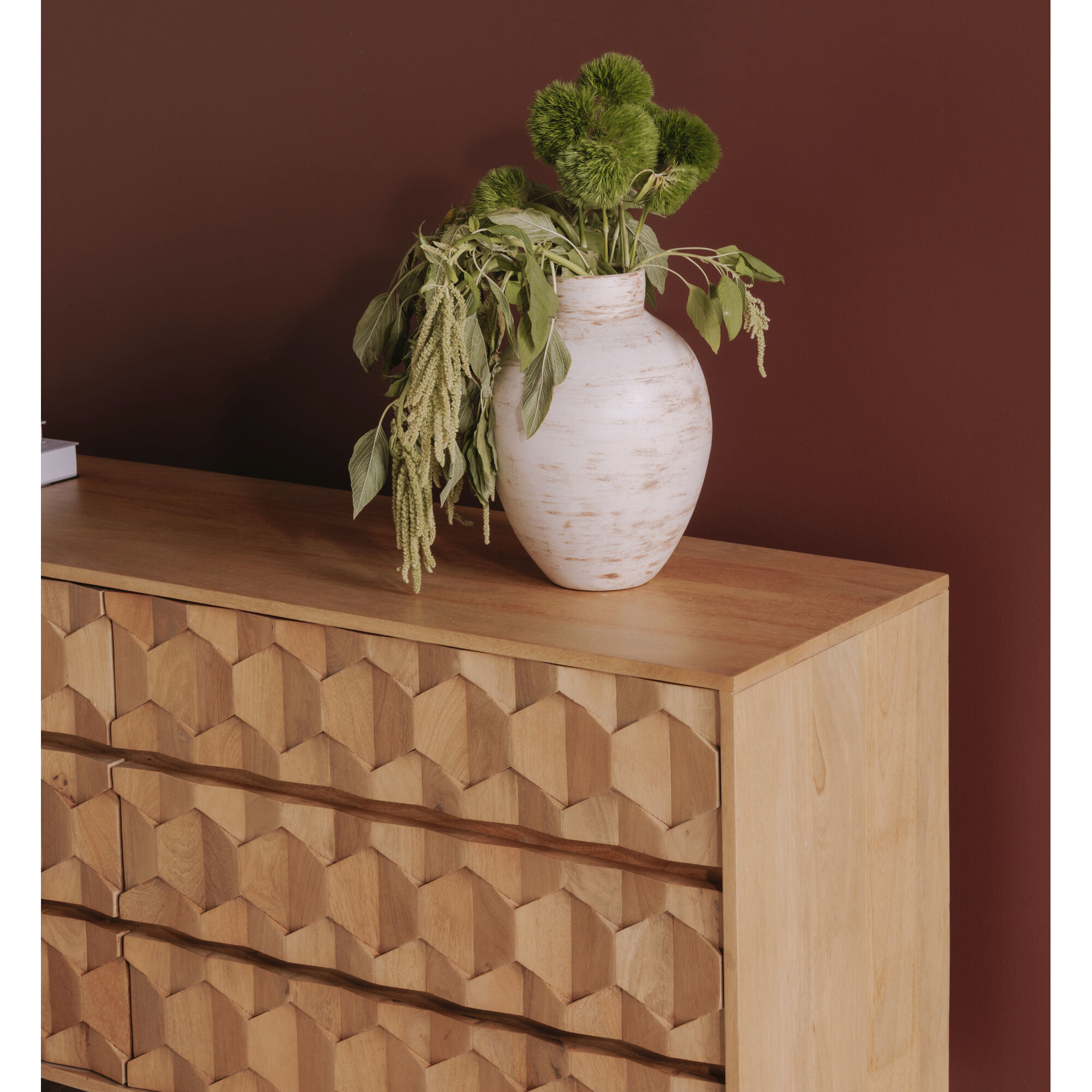 Dos 13 X 9 inch Vase